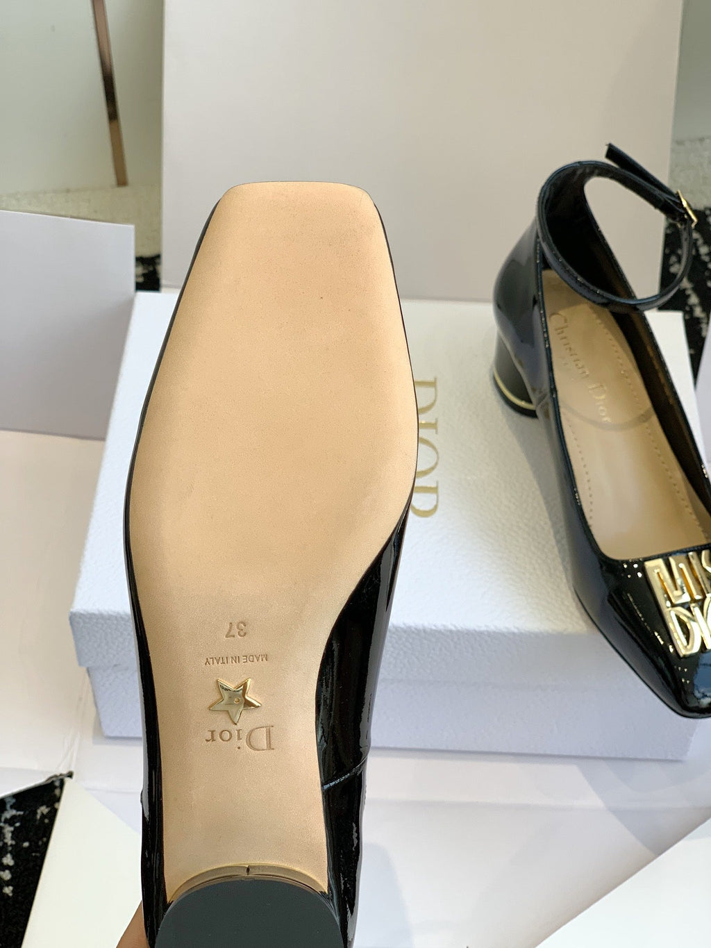 Dior MISS DIOR Chunky Heel Mary Jane Flats – 24SS