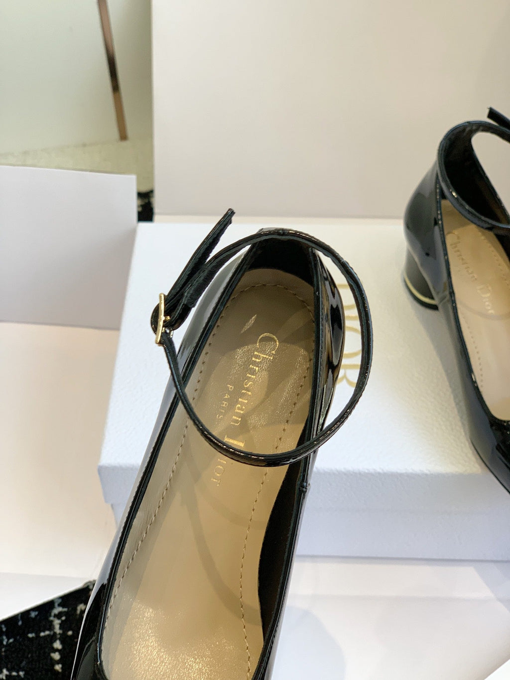 Dior MISS DIOR Chunky Heel Mary Jane Flats – 24SS