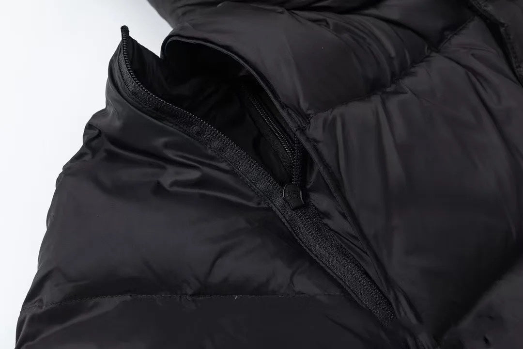 Burberry Detachable Hood Puffer Jacket – SS23