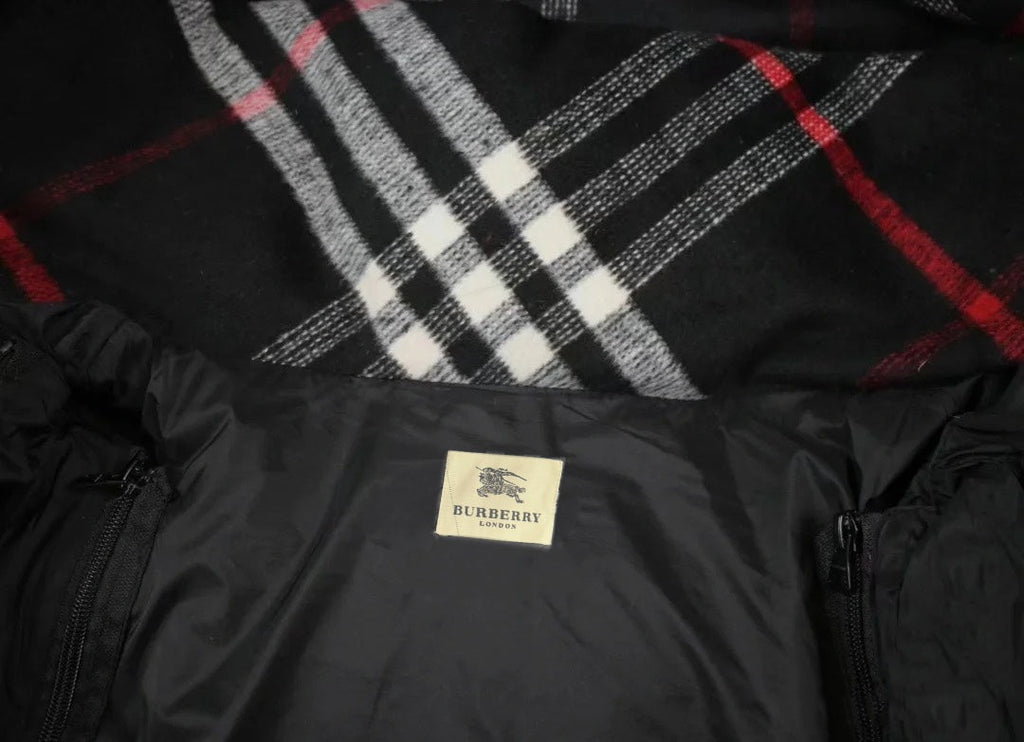 Burberry Detachable Hood Puffer Jacket – SS23