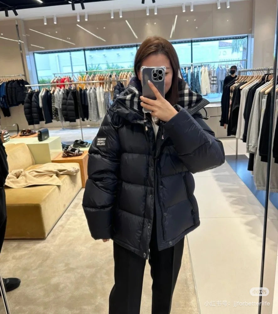 Burberry Detachable Hood Puffer Jacket – SS23
