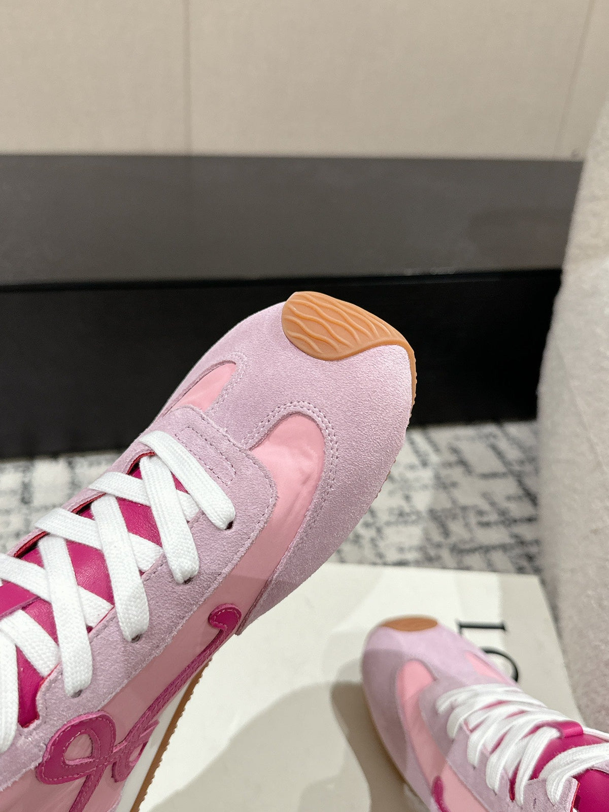 Loewe Flow Runner 2.0 Runway Sneakers – 25SS
