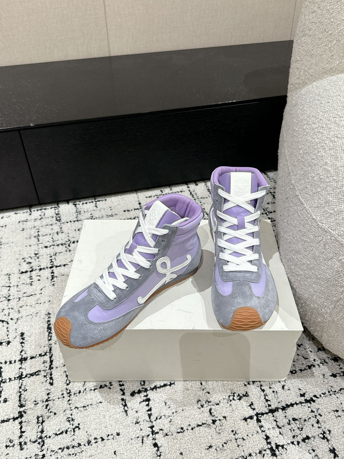 Loewe Flow Runner 2.0 Runway Sneakers – 25SS
