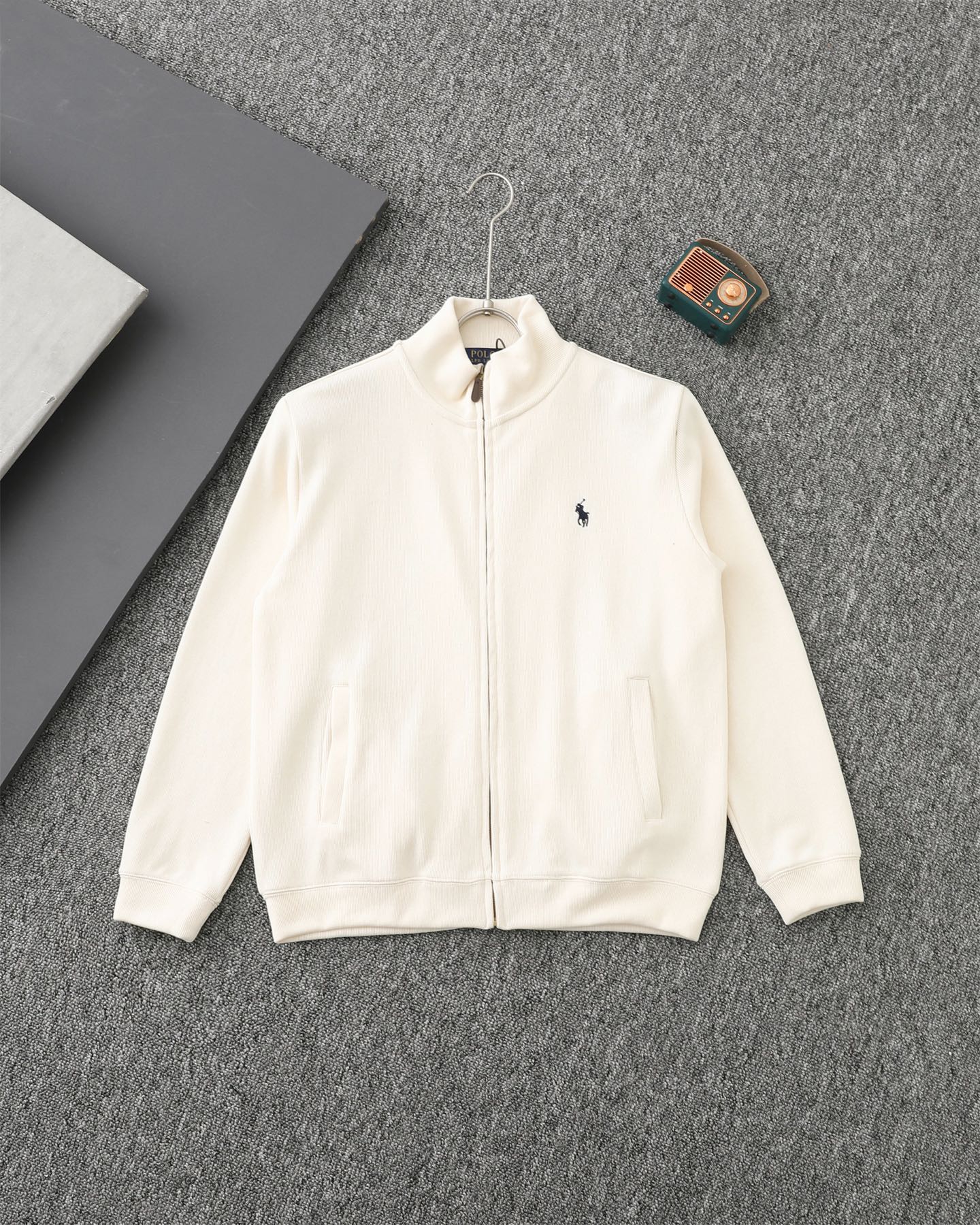 Ralph Lauren Old Money Full-Zip Sweatshirt – 25SS