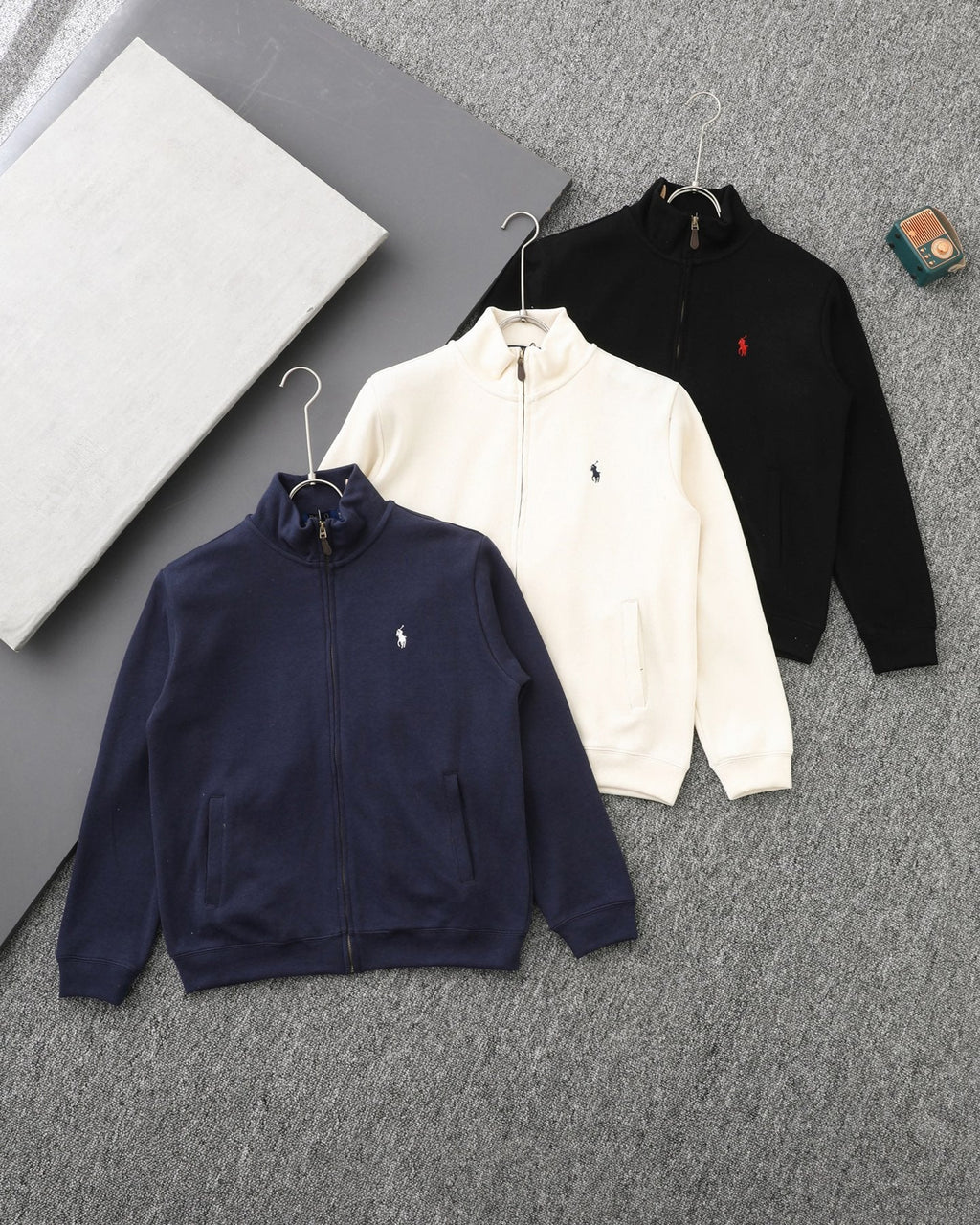 Ralph Lauren Old Money Full-Zip Sweatshirt – 25SS