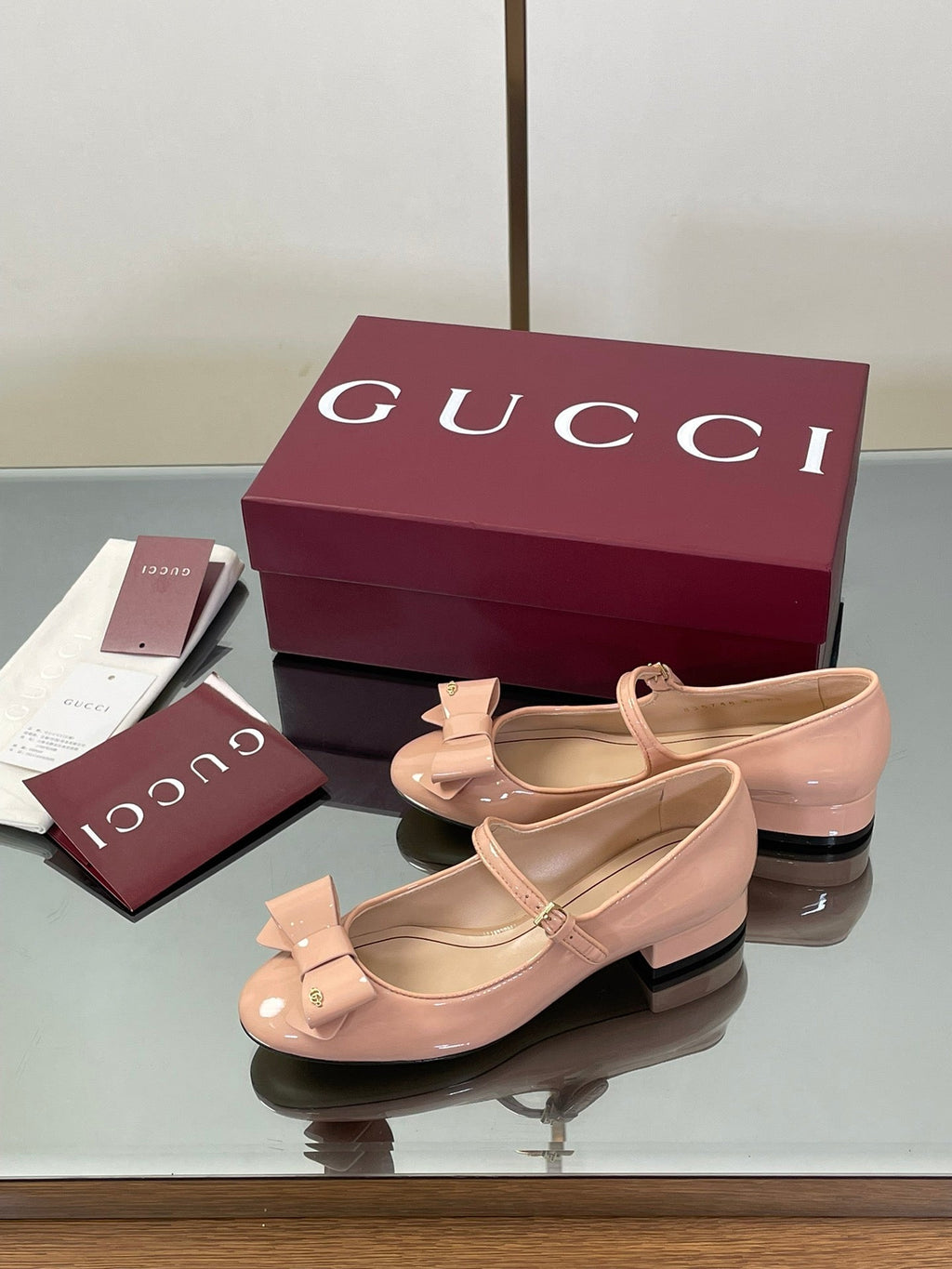 Gucci Bow Detail Mary Jane Ballerina Flats – 2025 Early Autumn Collection