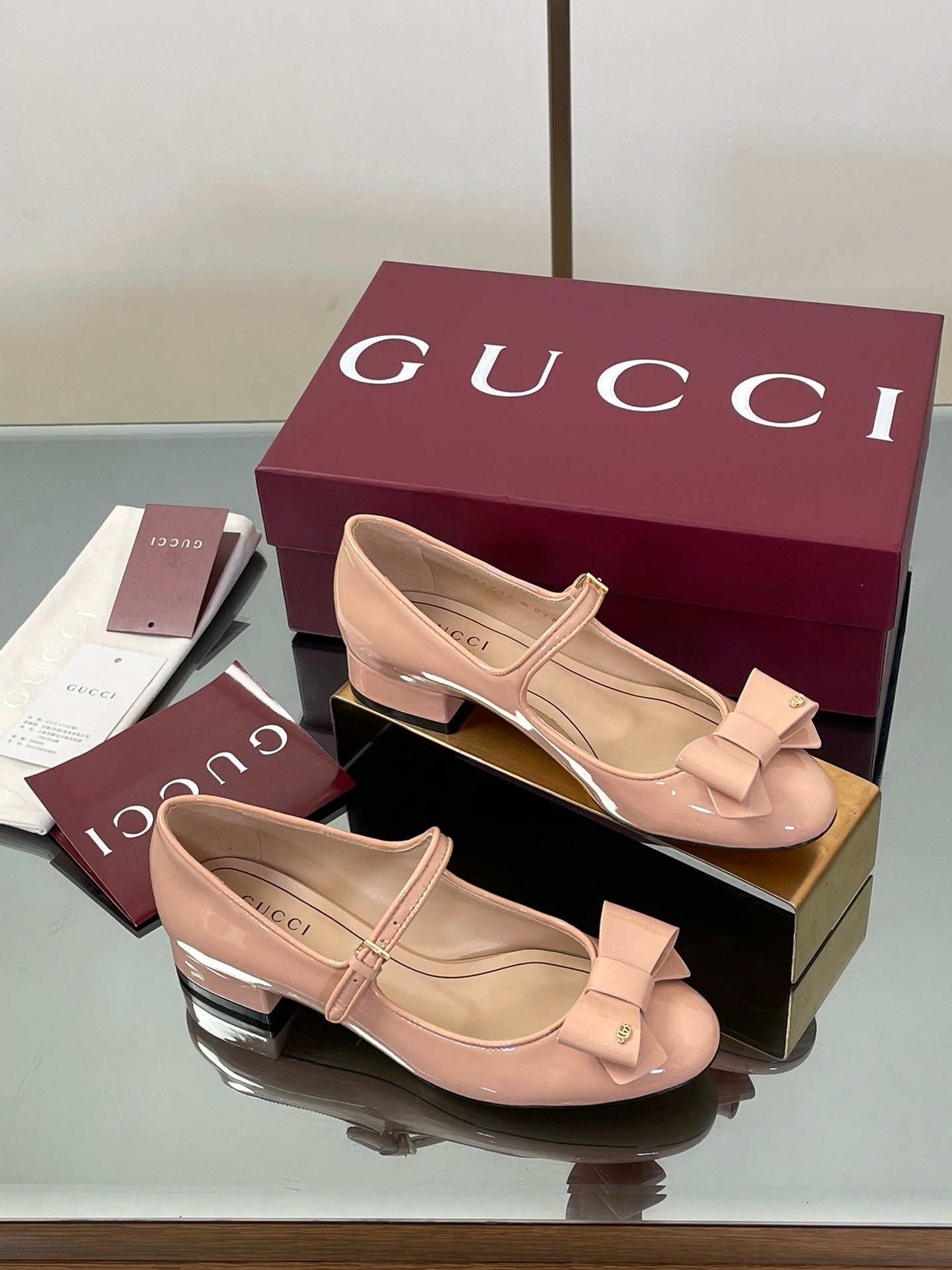 Gucci Bow Detail Mary Jane Ballerina Flats – 2025 Early Autumn Collection