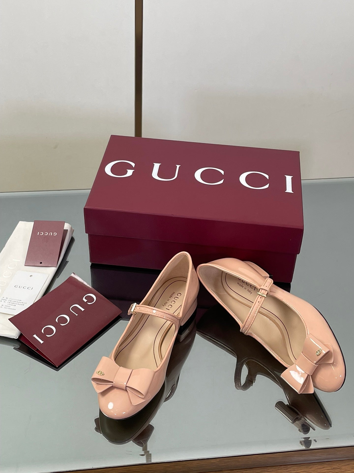Gucci Bow Detail Mary Jane Ballerina Flats – 2025 Early Autumn Collection