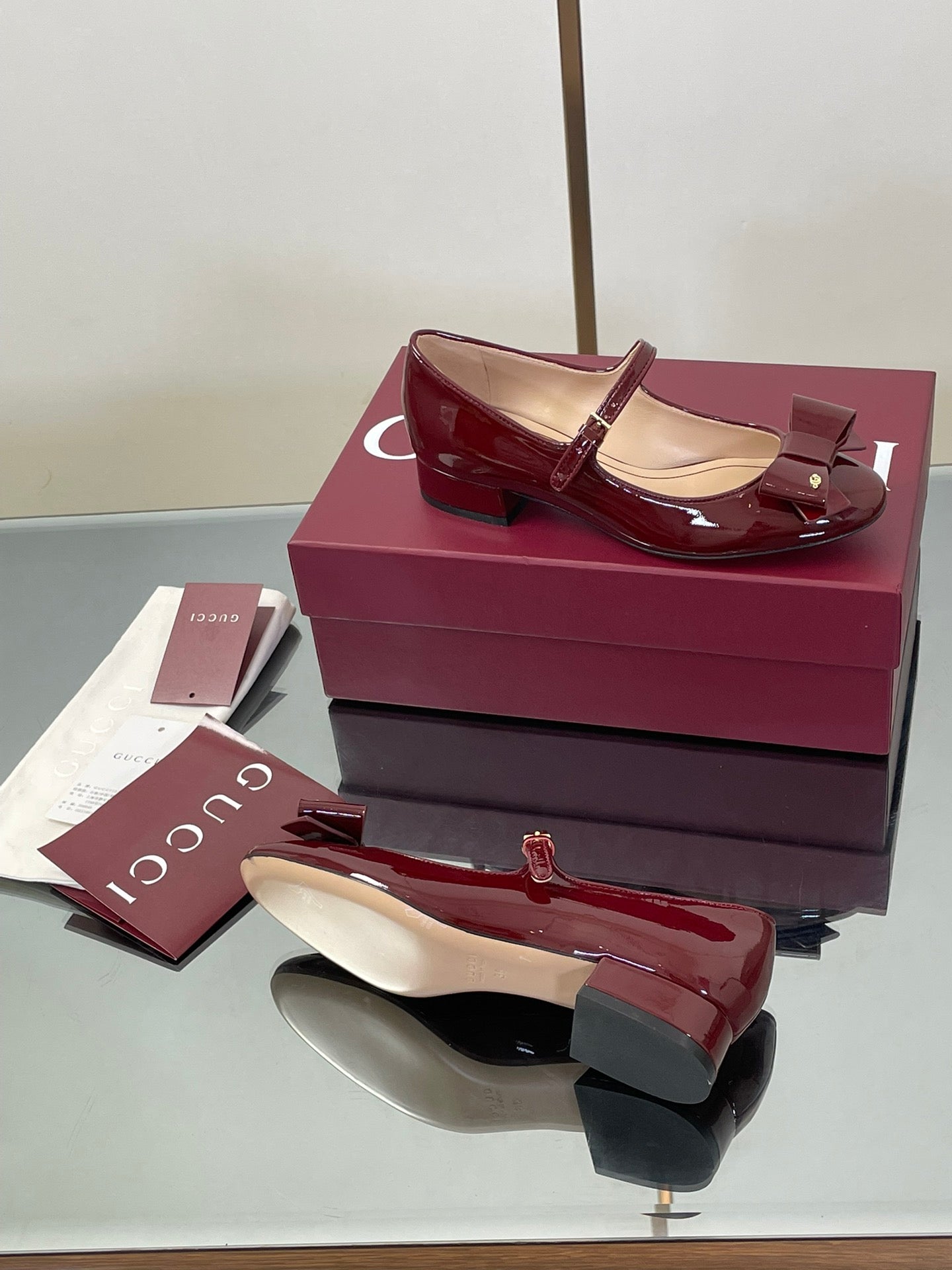 Gucci Bow Detail Mary Jane Ballerina Flats – 2025 Early Autumn Collection