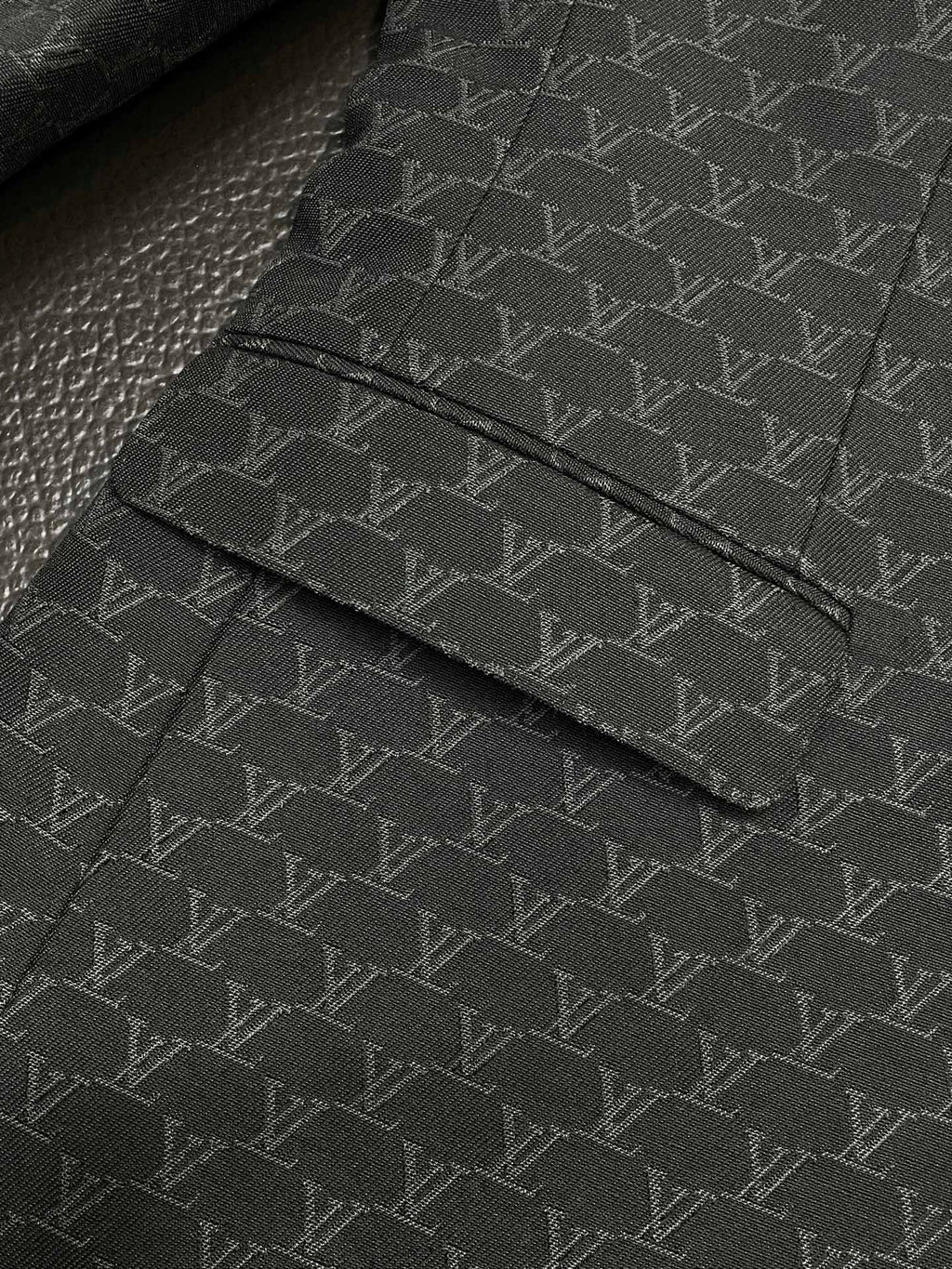 Louis Vuitton Exclusive Casual Blazer