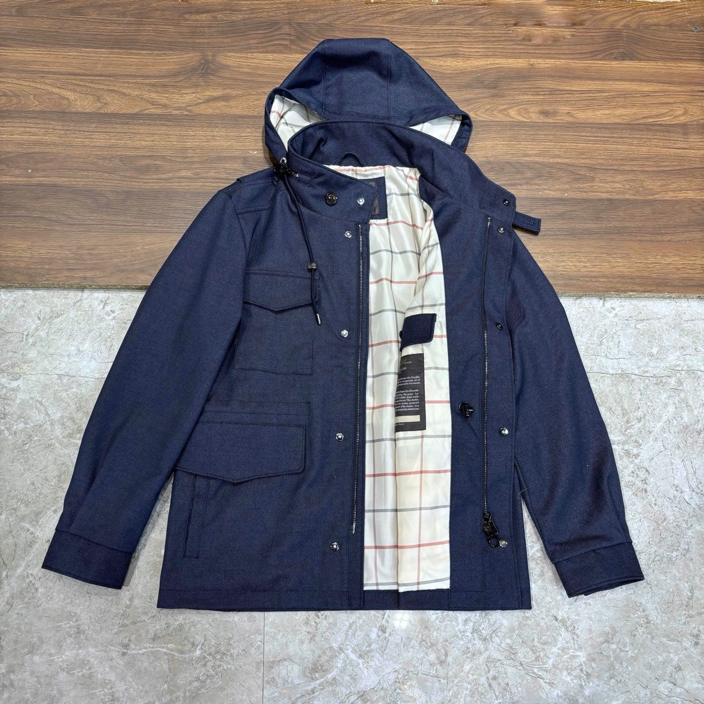 Loro Piana Luxury Wool Blend Jacket – Spring/Summer Collection