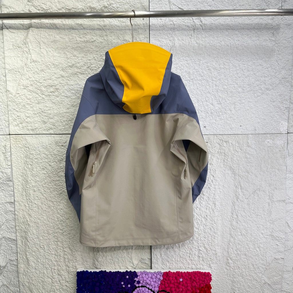 Arc'teryx Alpha SV Golden Python Windbreaker – Limited Edition
