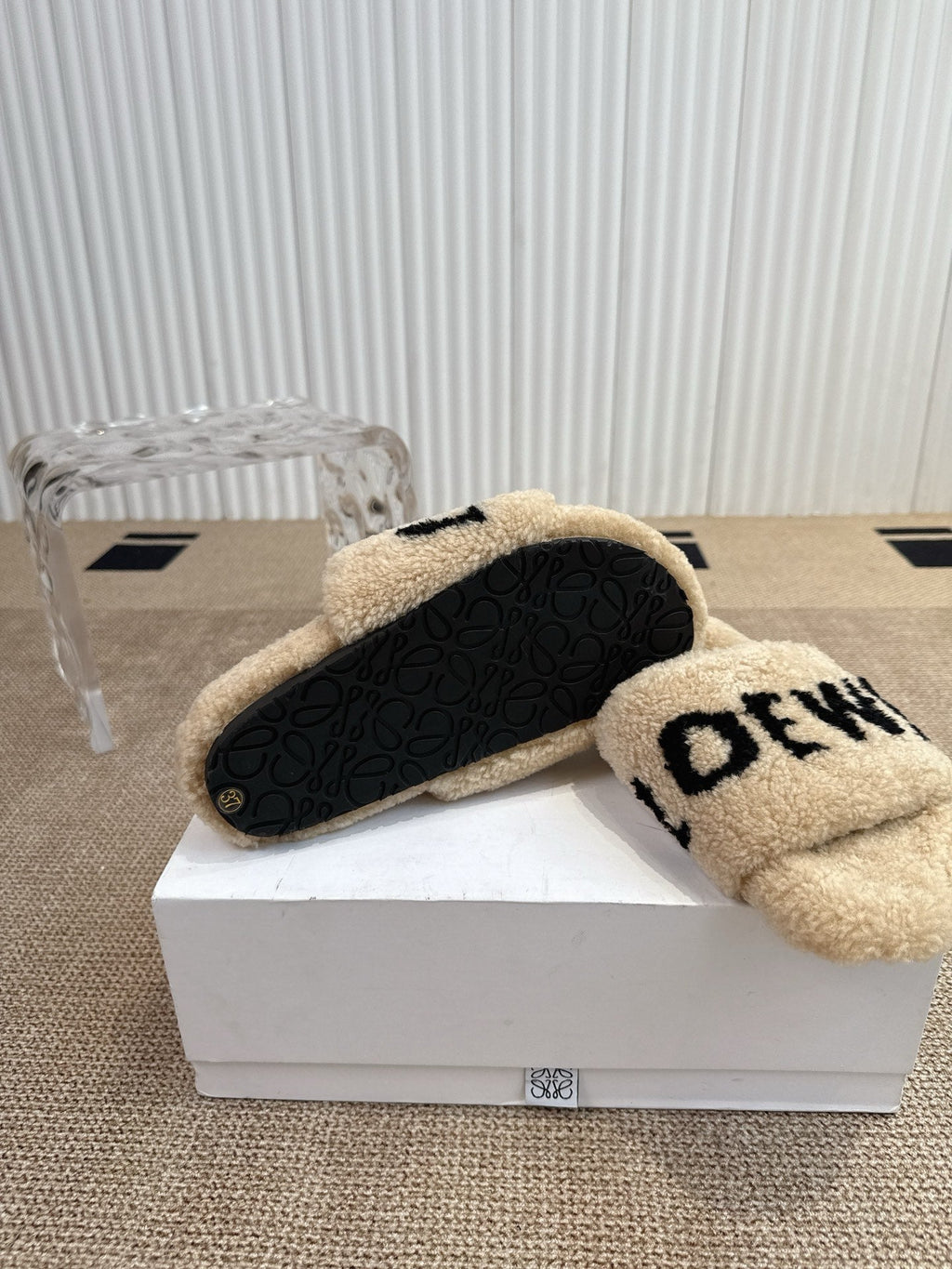 Loewe Classic Autumn/Winter Wool Slippers