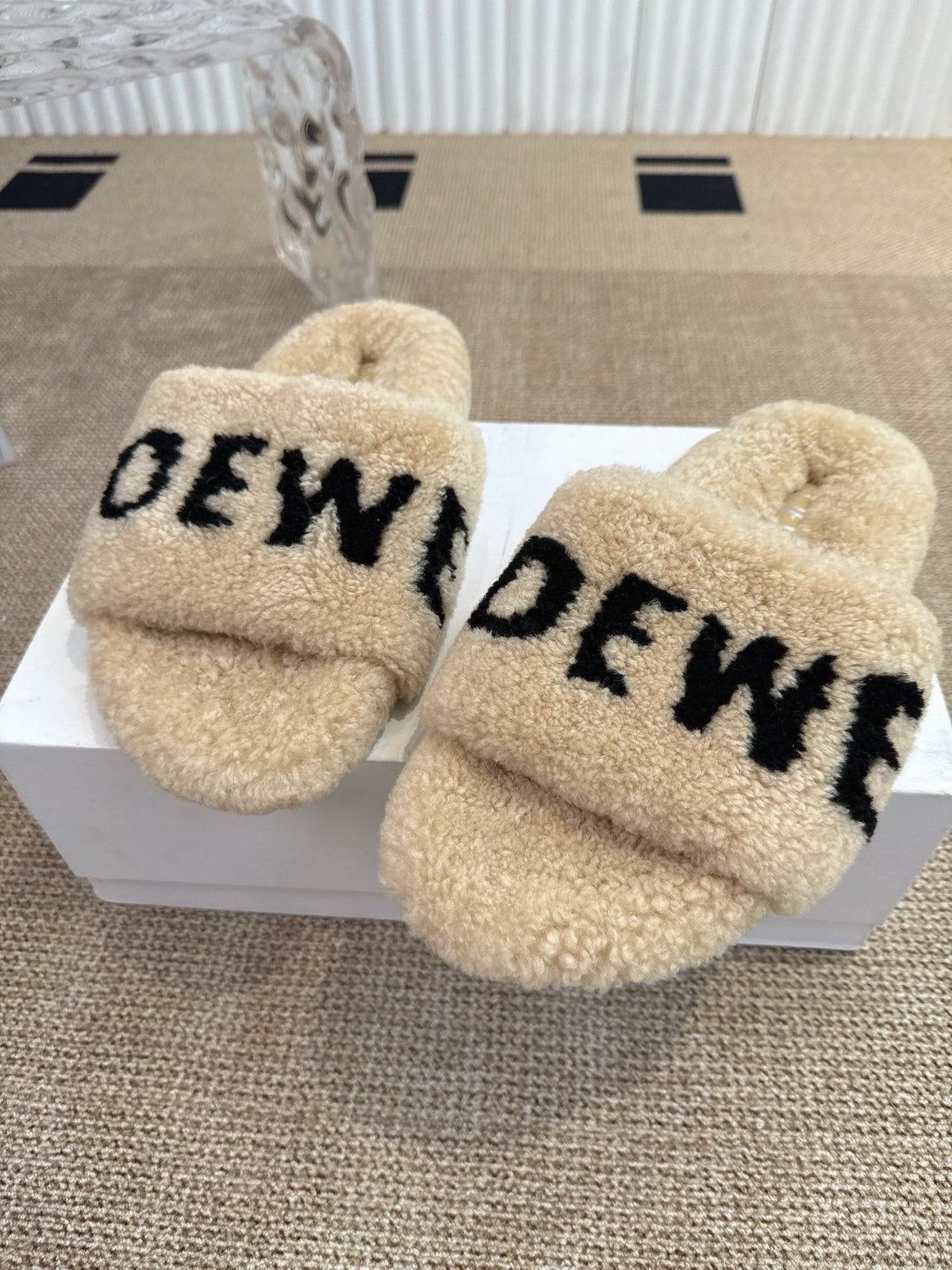 Loewe Classic Autumn/Winter Wool Slippers
