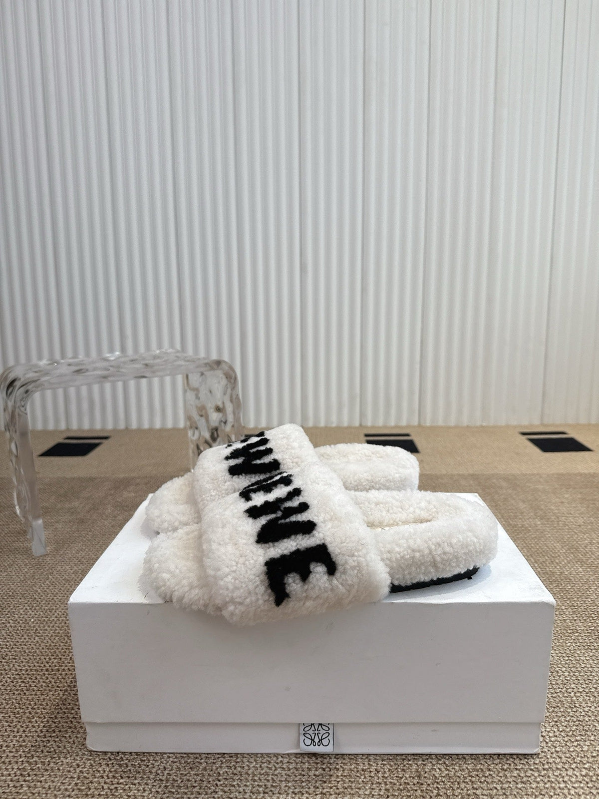 Loewe Classic Autumn/Winter Wool Slippers
