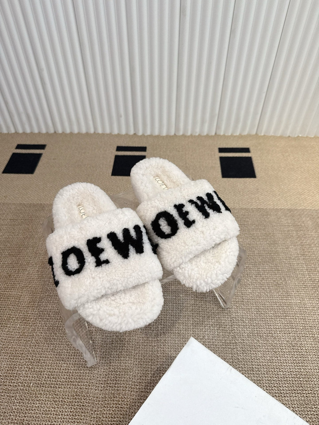 Loewe Classic Autumn/Winter Wool Slippers