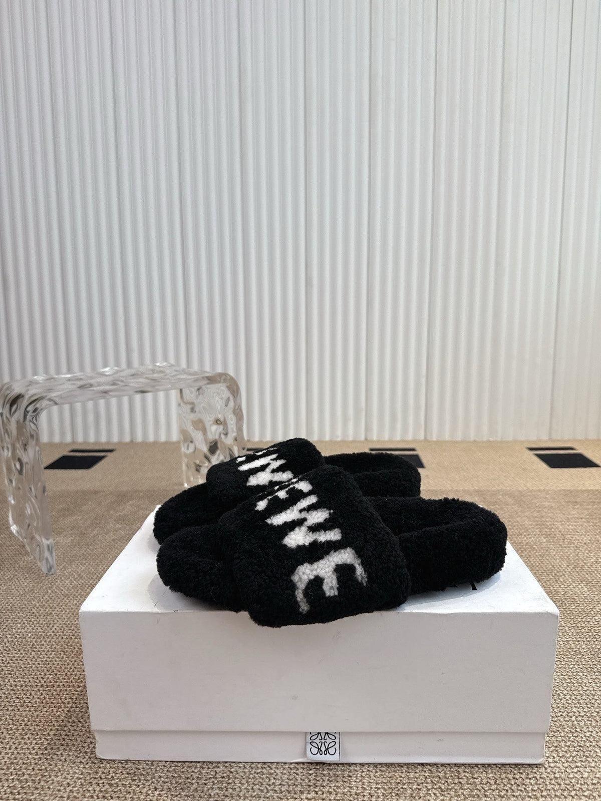 Loewe Classic Autumn/Winter Wool Slippers