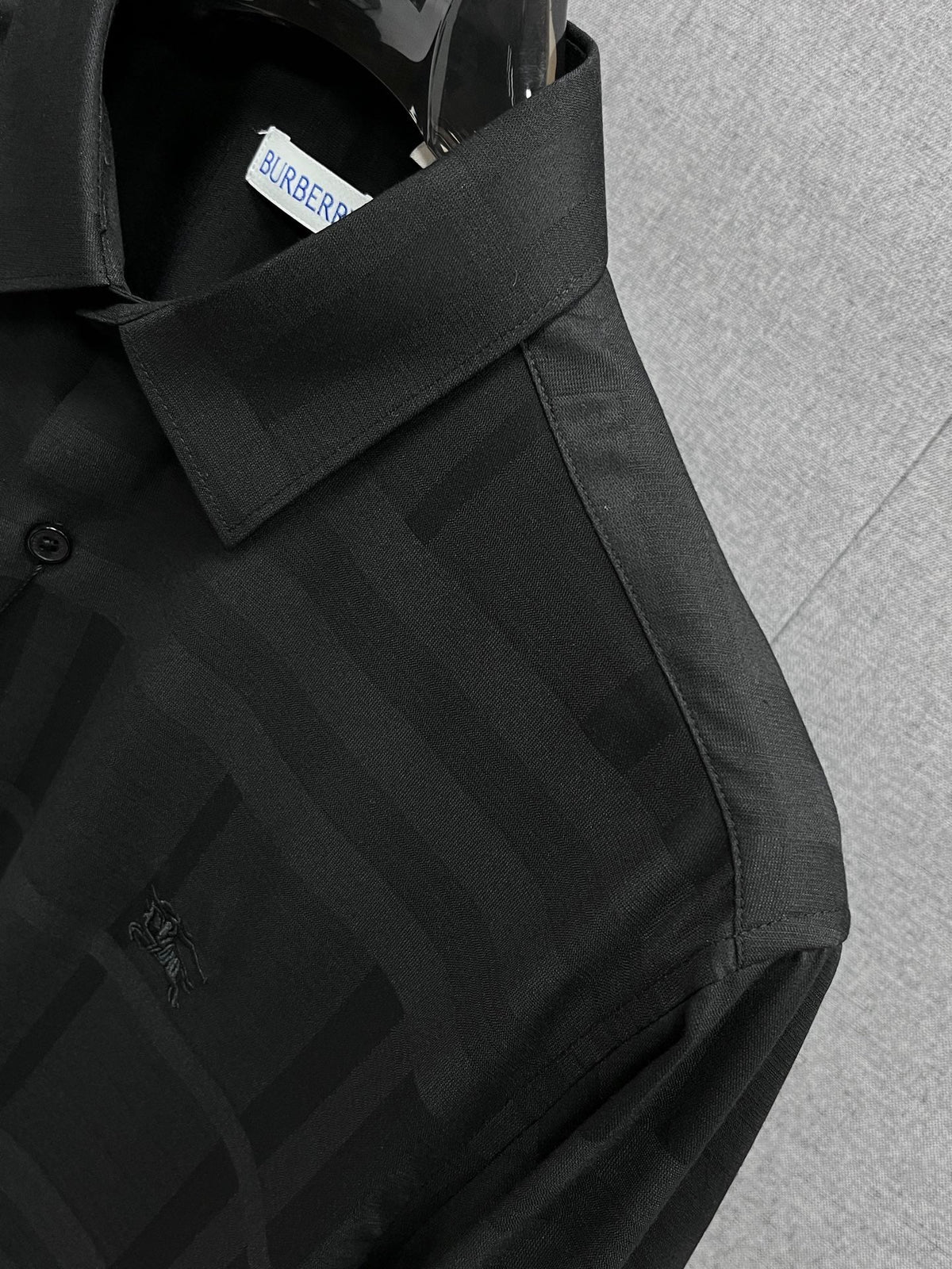 Burberry Men's Casual Long Sleeve Shirt – Autumn/Winter Collection