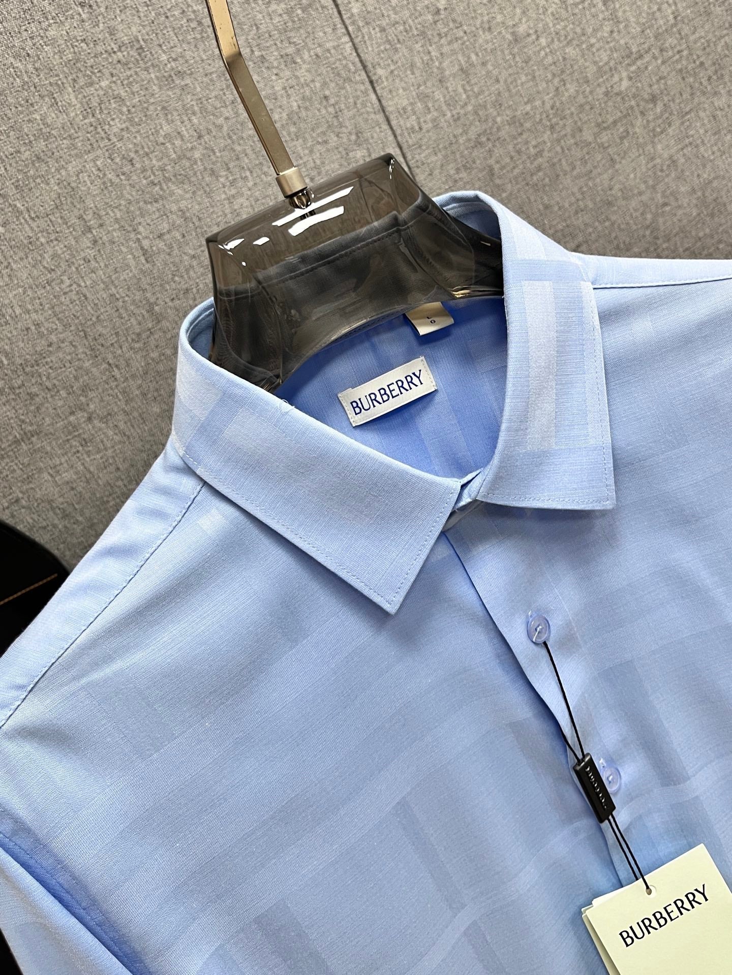 Burberry Men's Casual Long Sleeve Shirt – Autumn/Winter Collection