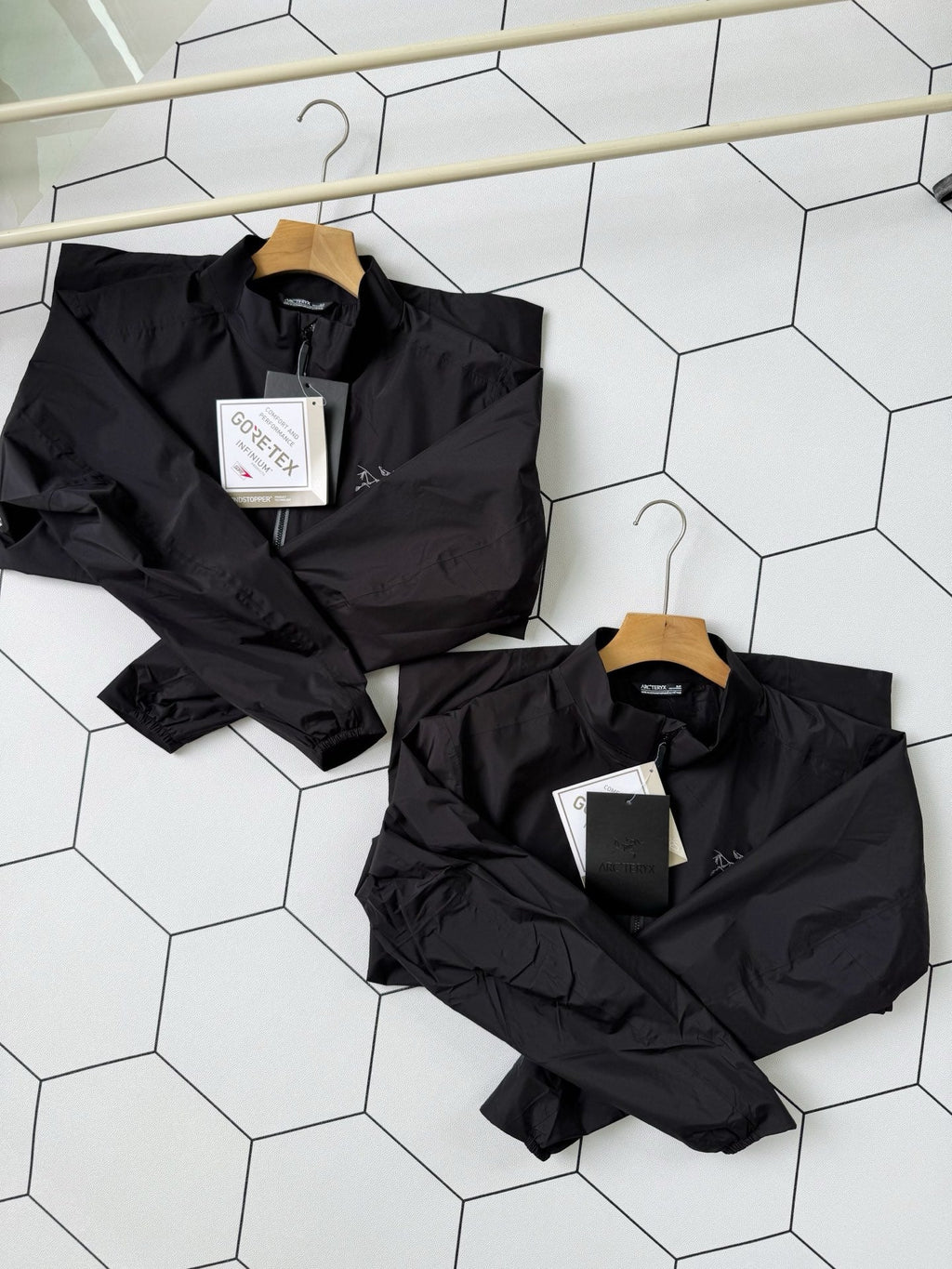 Arc'teryx Solano Windbreaker Jacket – 2025 Model
