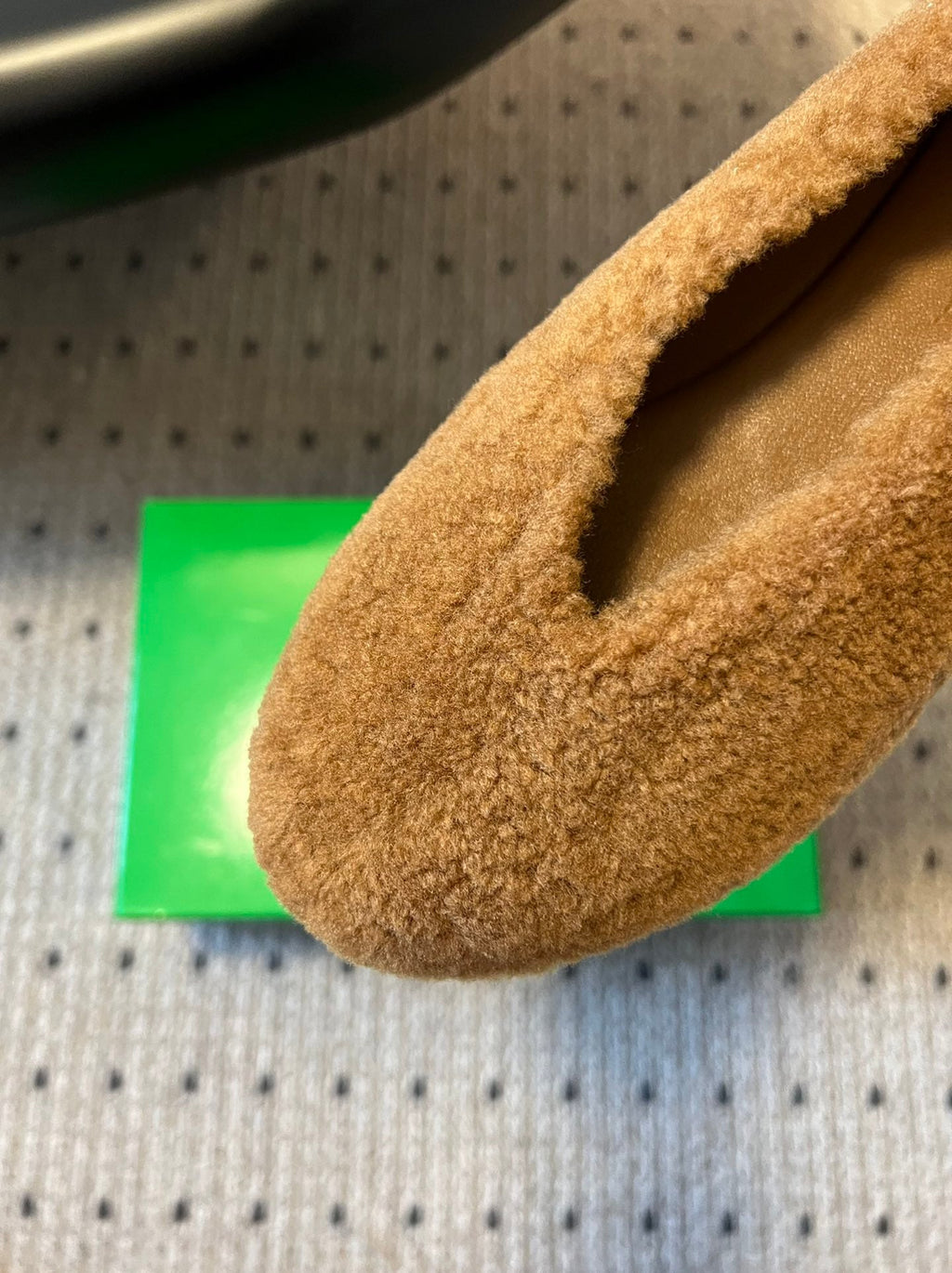 Bottega Veneta Furry Ballet Flats – 25SS