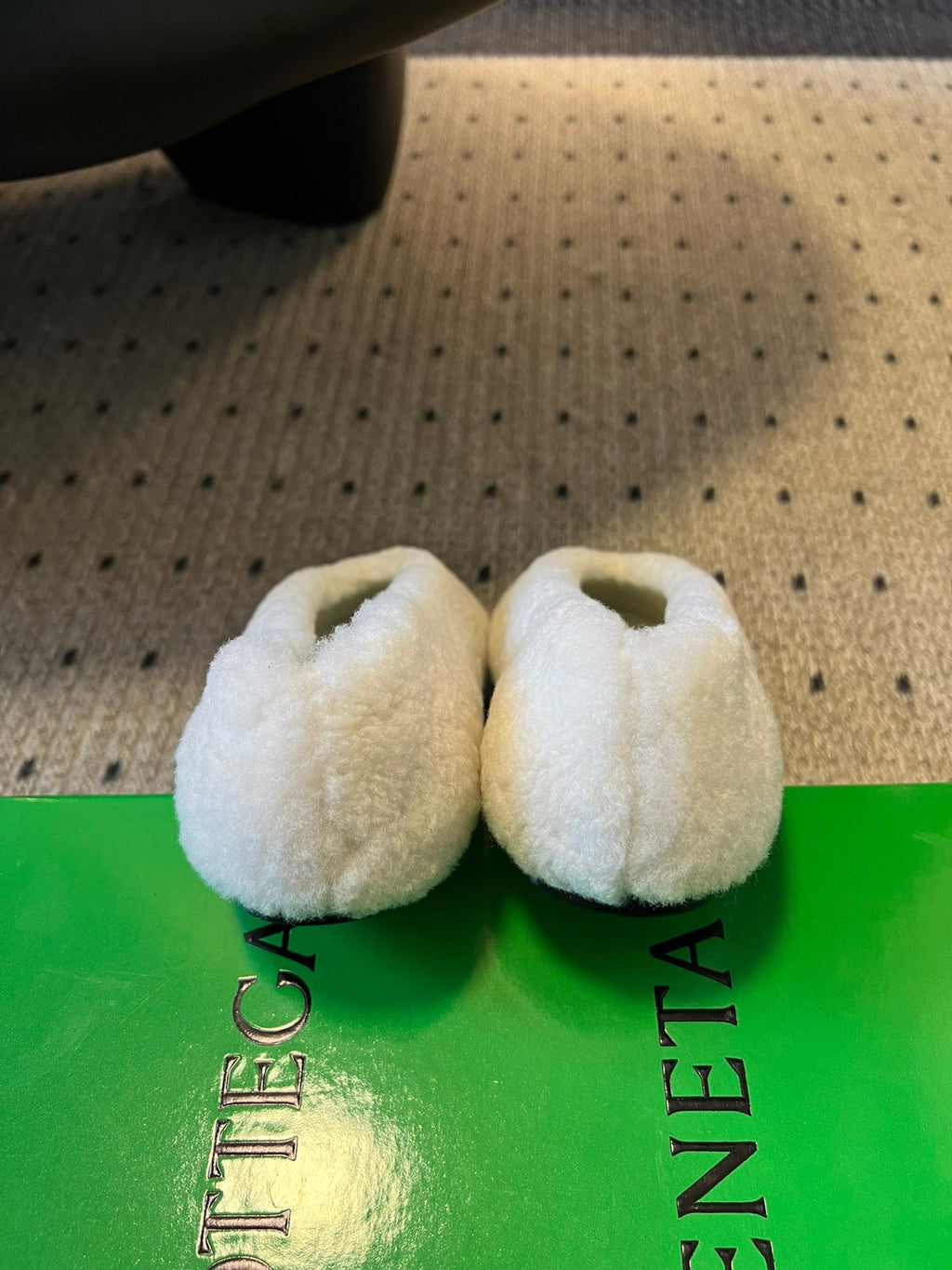 Bottega Veneta Furry Ballet Flats – 25SS