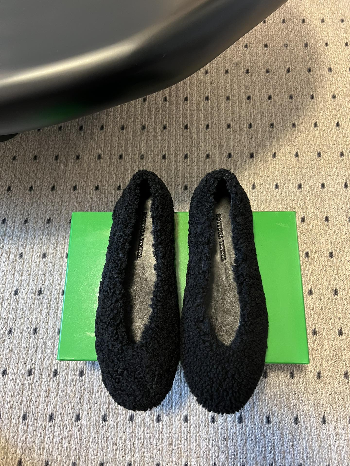 Bottega Veneta Furry Ballet Flats – 25SS