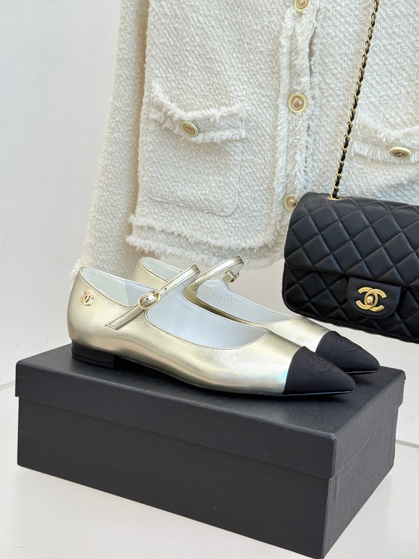 Chanel 25K Pointed Toe Mary Jane Flats