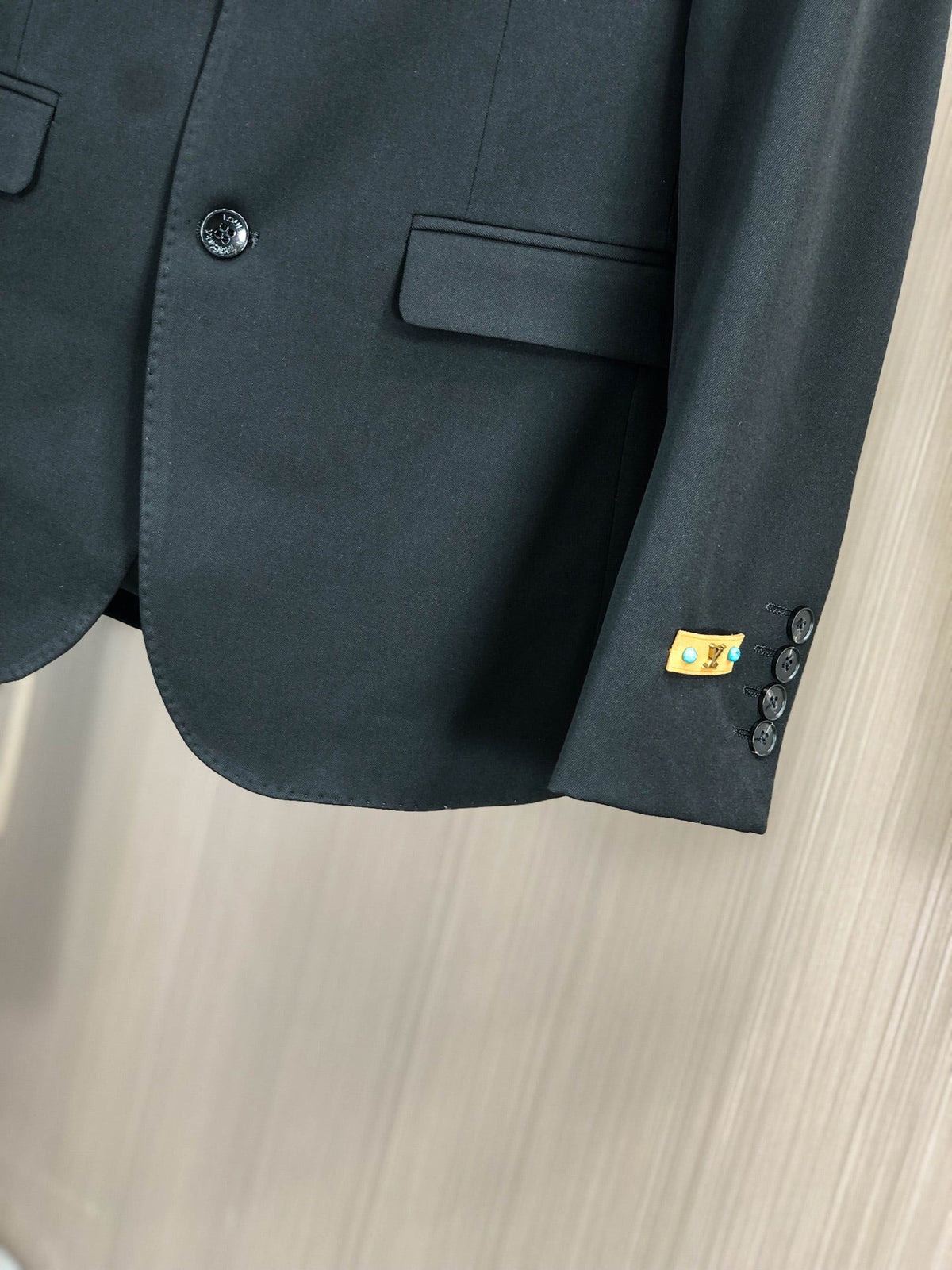 Louis Vuitton Men's Slim Fit Blend Suit Set – Autumn/Winter Collection