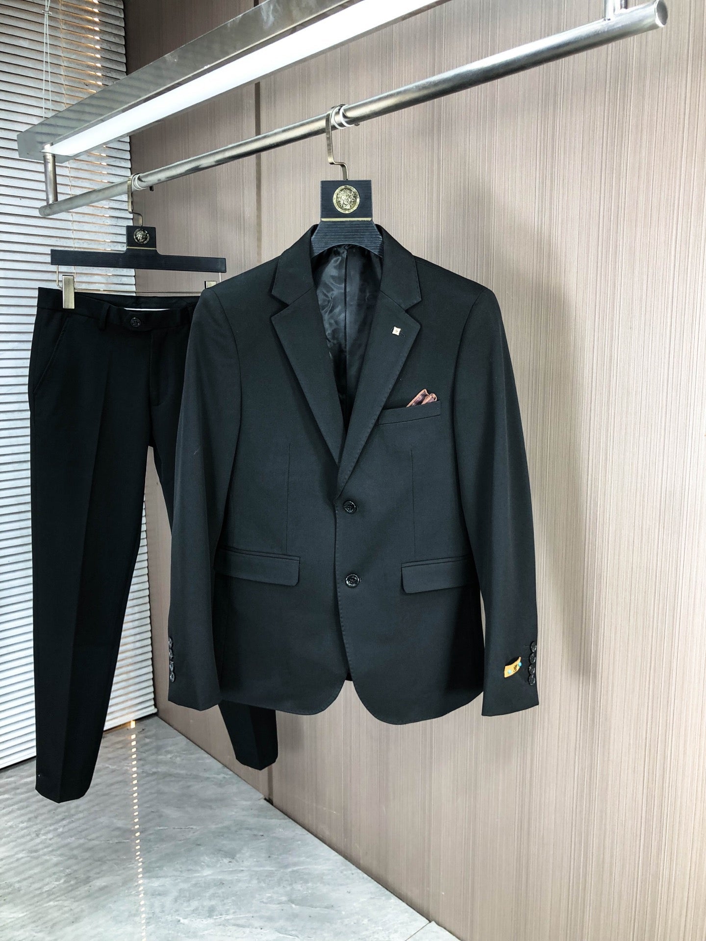 Louis Vuitton Men's Slim Fit Blend Suit Set – Autumn/Winter Collection