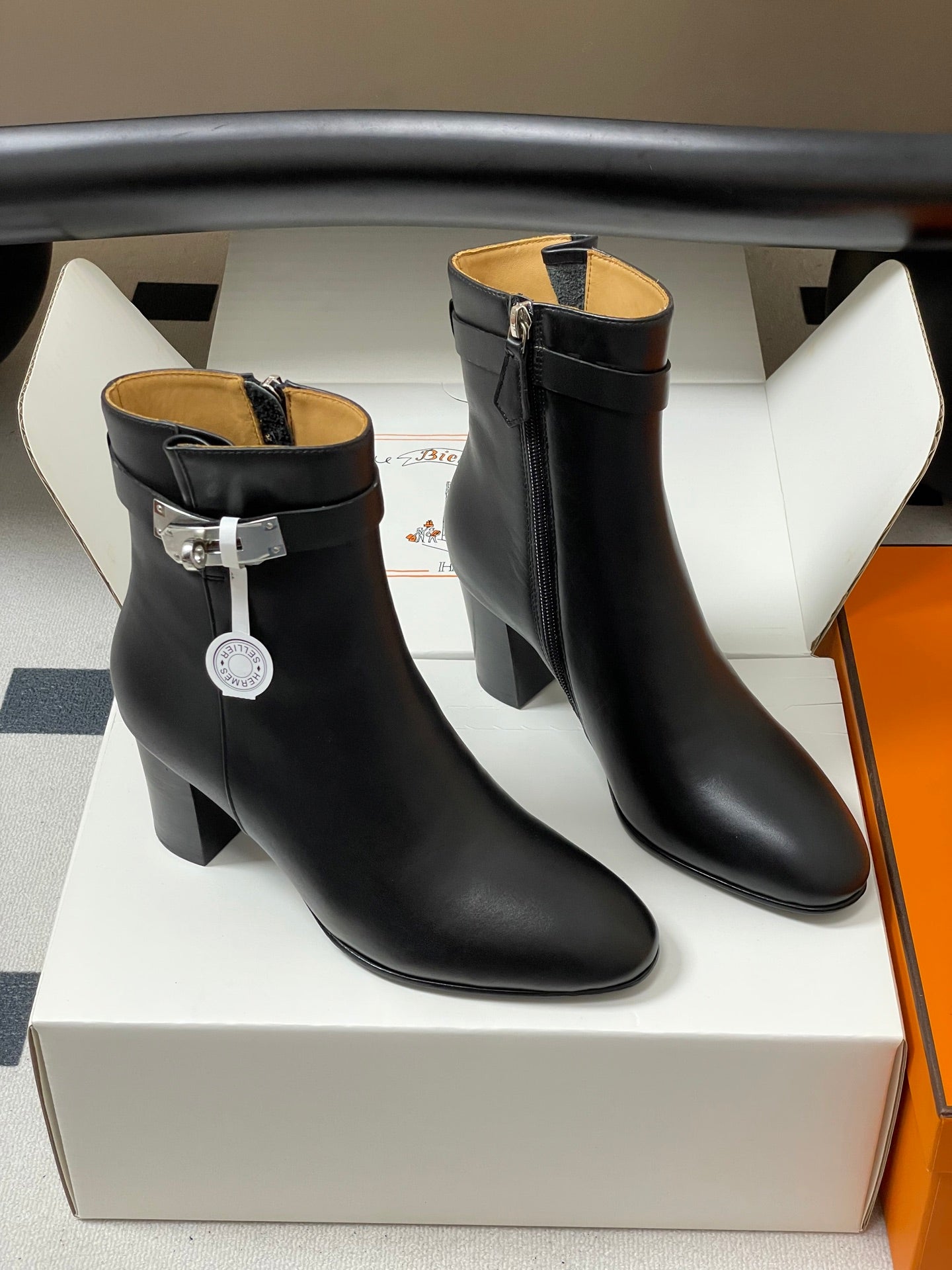 Hermès Saint Germain Kelly Buckle Ankle Boots – 25FW