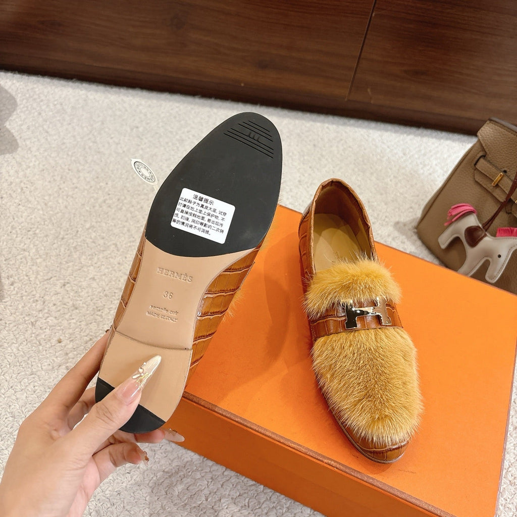 Hermès Mink Suede Loafers & Mules – Autumn/Winter Collection