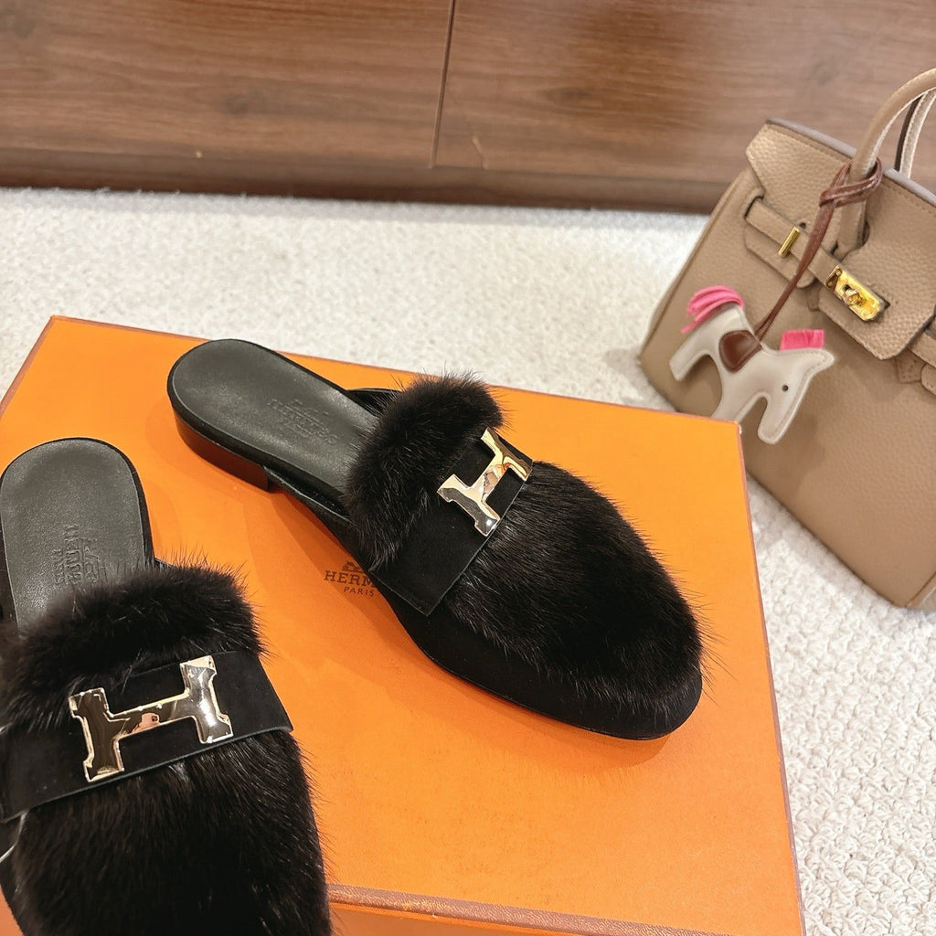 Hermès Mink Suede Loafers & Mules – Autumn/Winter Collection