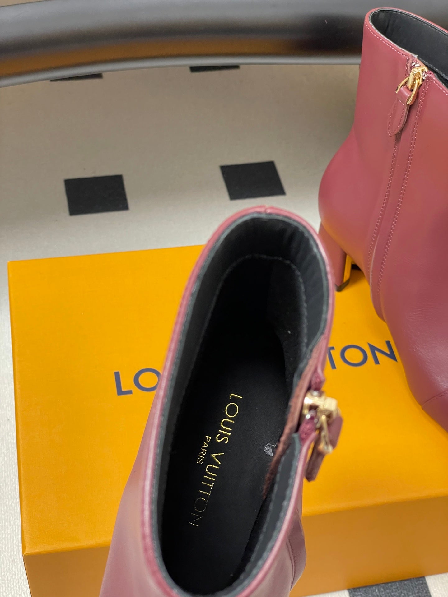 Louis Vuitton LV Swing Metal Heel Ankle Boots – 25SS Autumn/Winter Collection