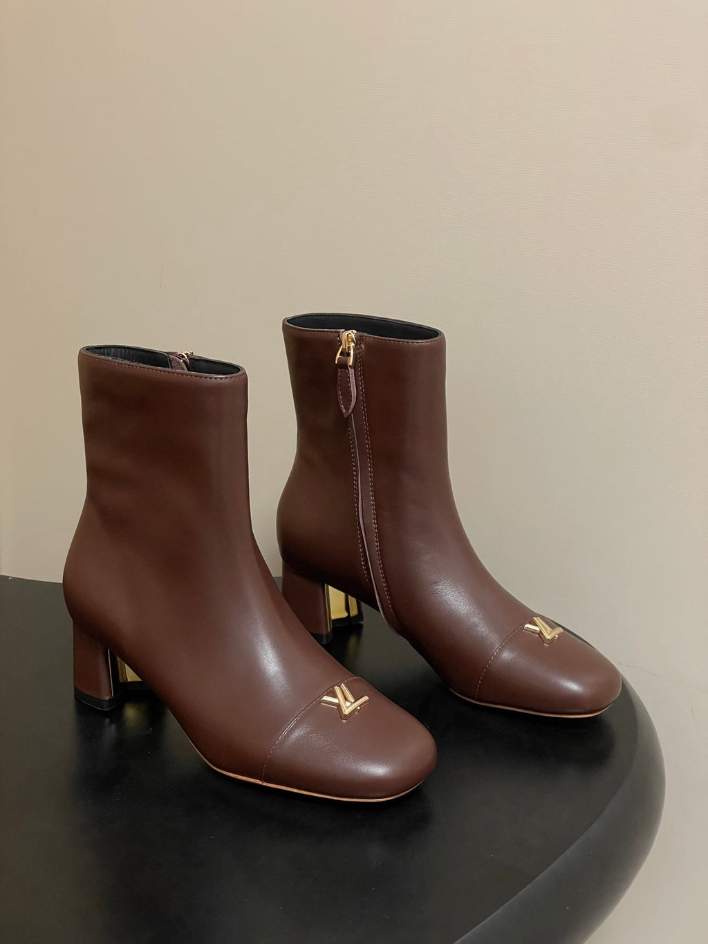 Louis Vuitton LV Swing Metal Heel Ankle Boots – 25SS Autumn/Winter Collection