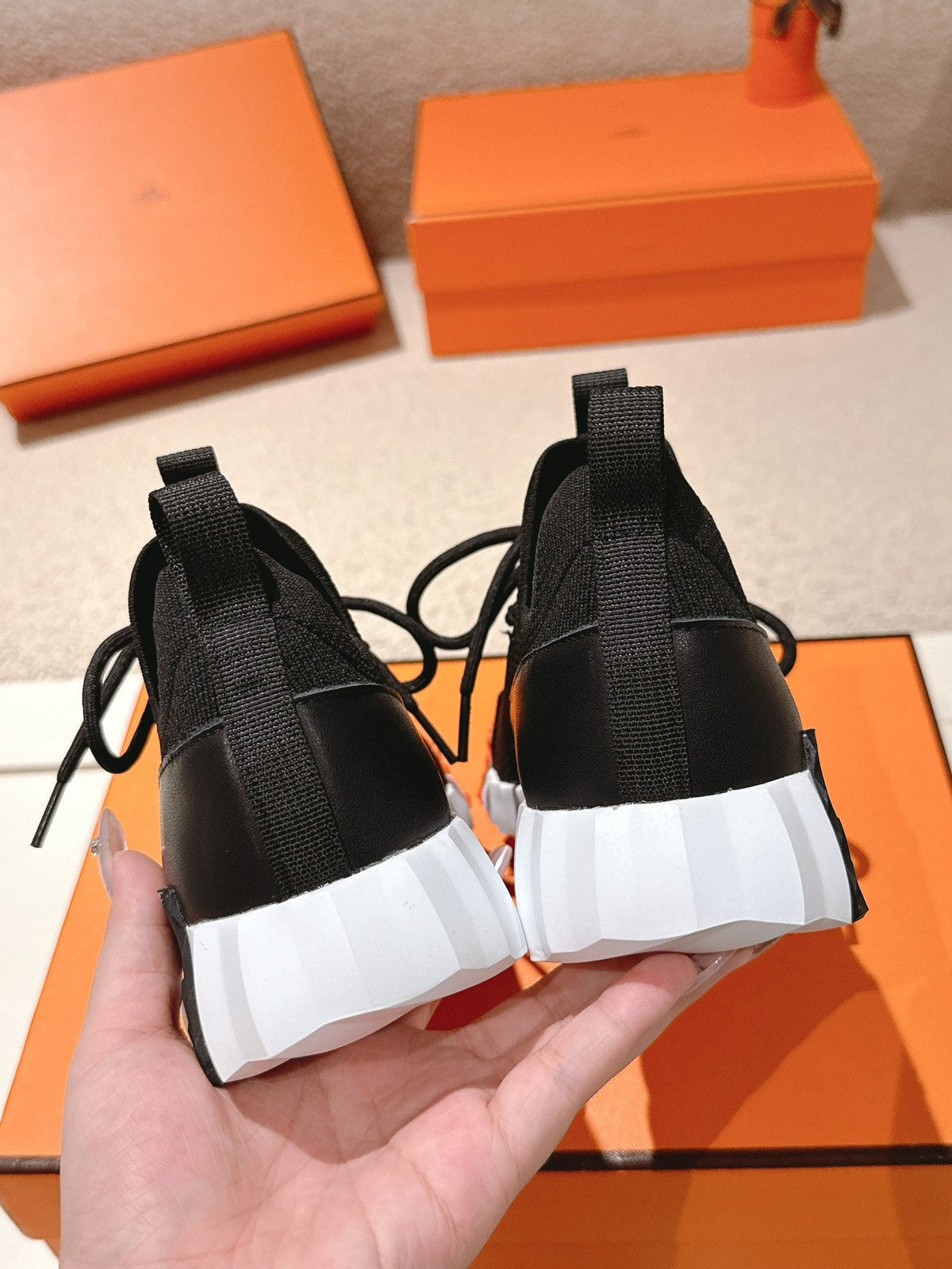Hermès Classic Couple's Casual Sneakers