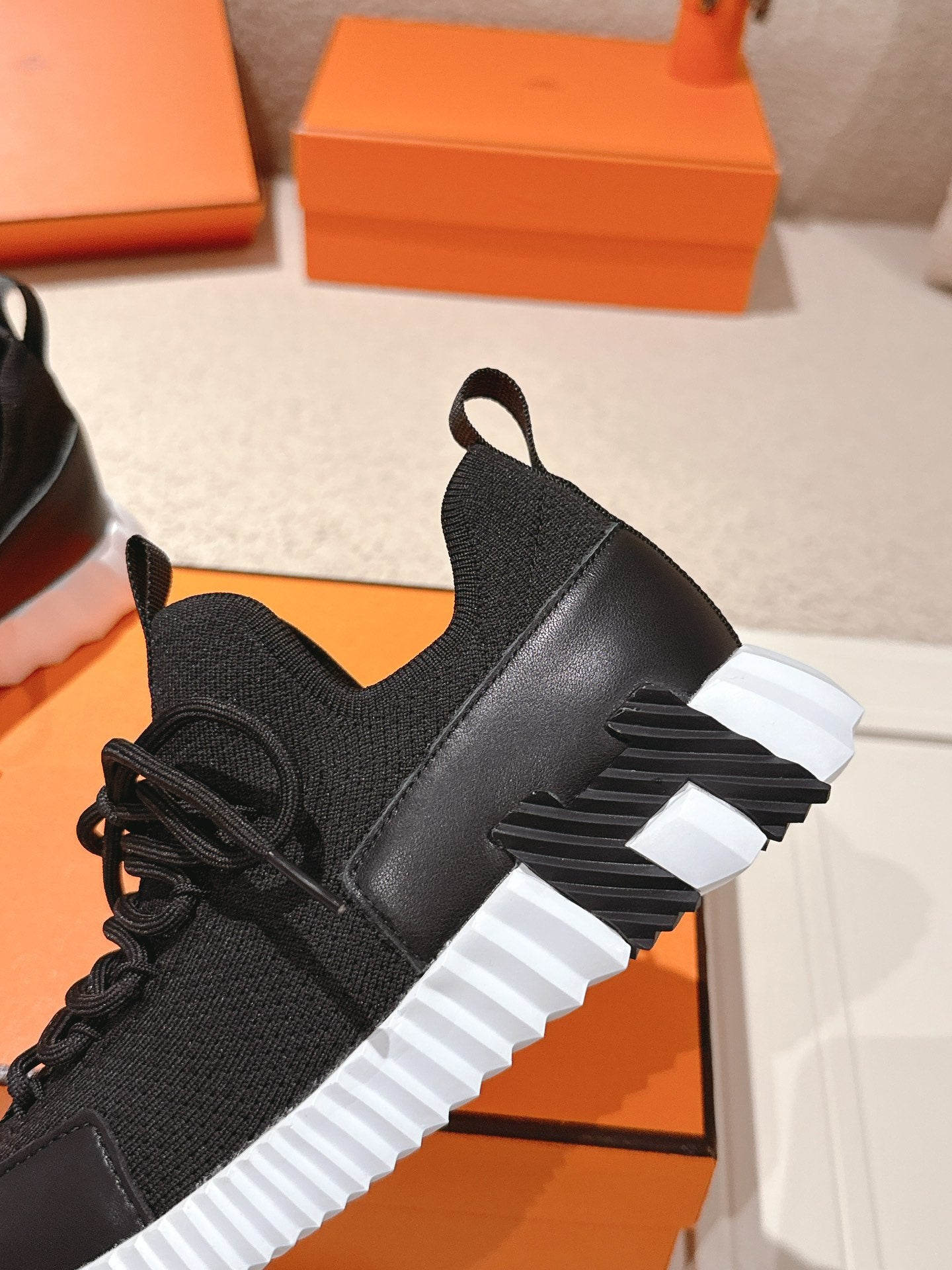 Hermès Classic Couple's Casual Sneakers