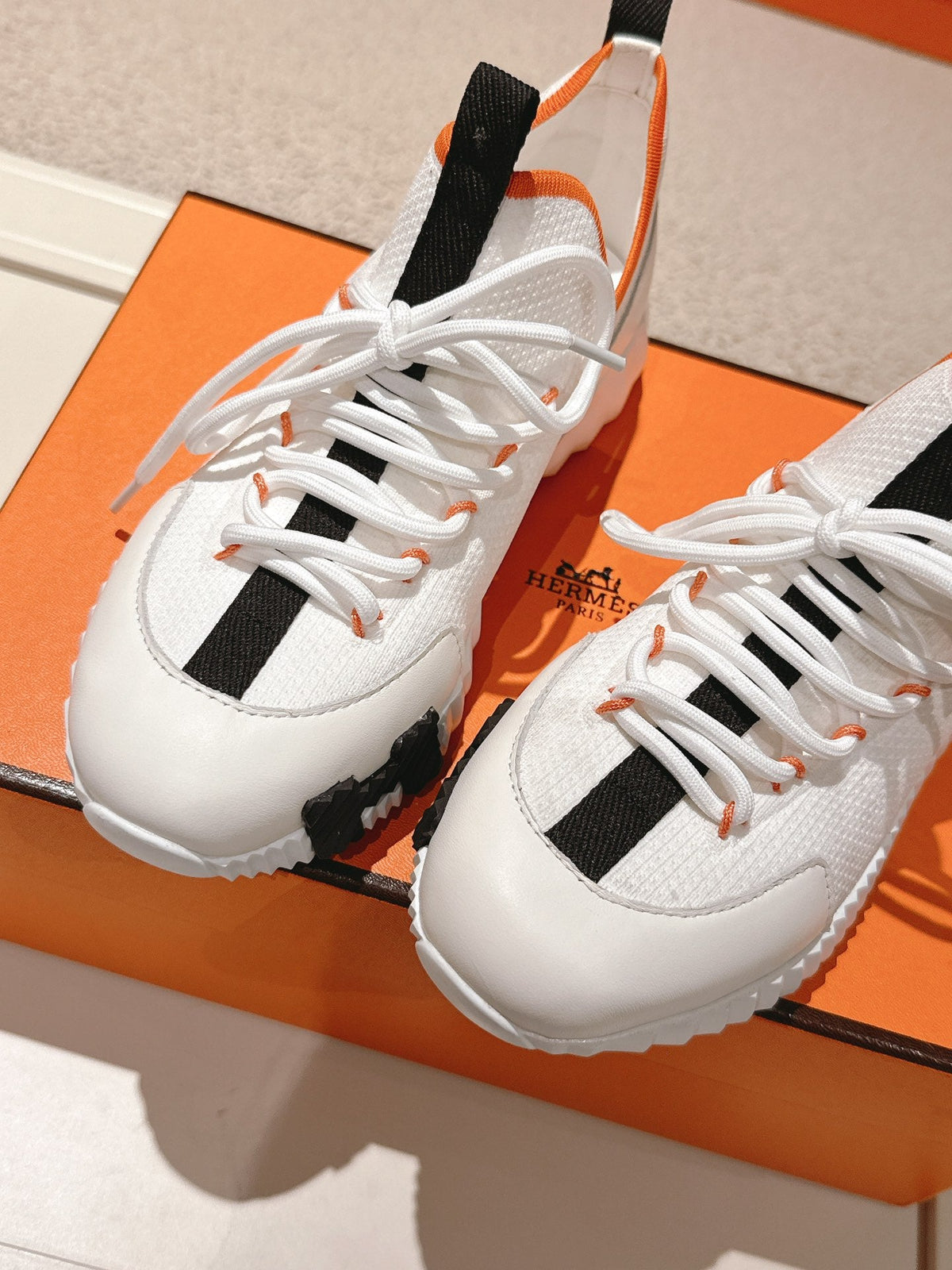 Hermès Classic Couple's Casual Sneakers