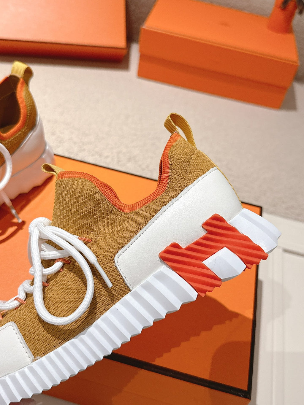 Hermès Classic Couple's Casual Sneakers