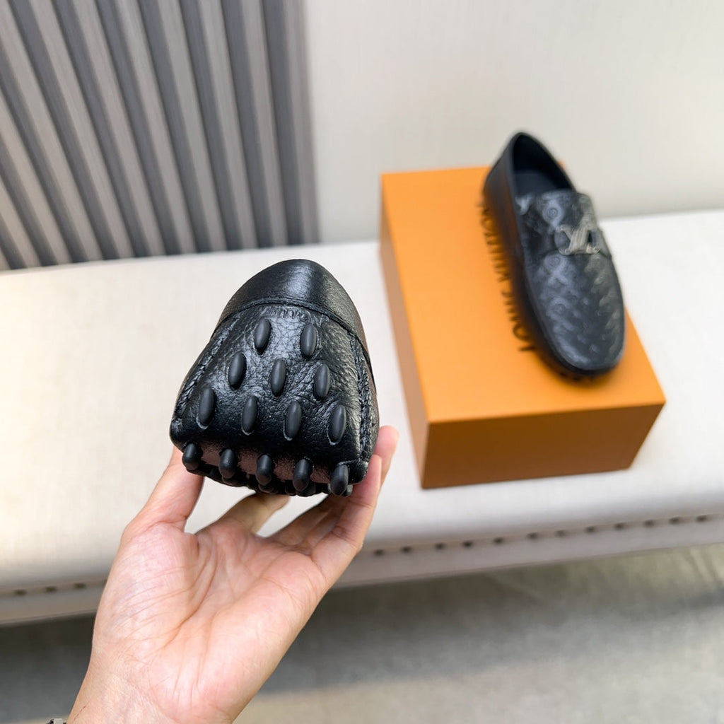 Louis Vuitton Pebbled Leather Driving Shoes