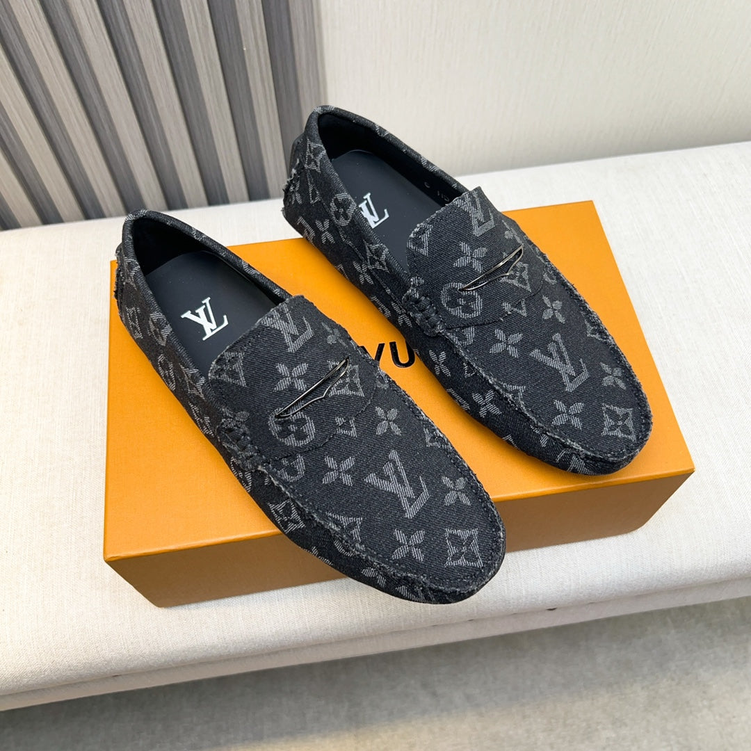 Louis Vuitton Pebbled Leather Driving Shoes