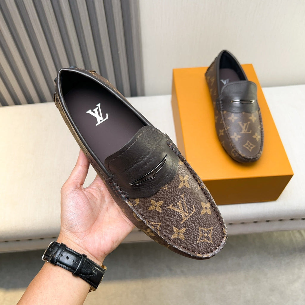 Louis Vuitton Pebbled Leather Driving Shoes