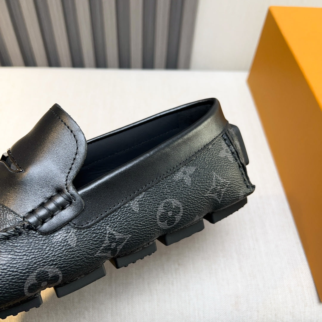 Louis Vuitton Pebbled Leather Driving Shoes