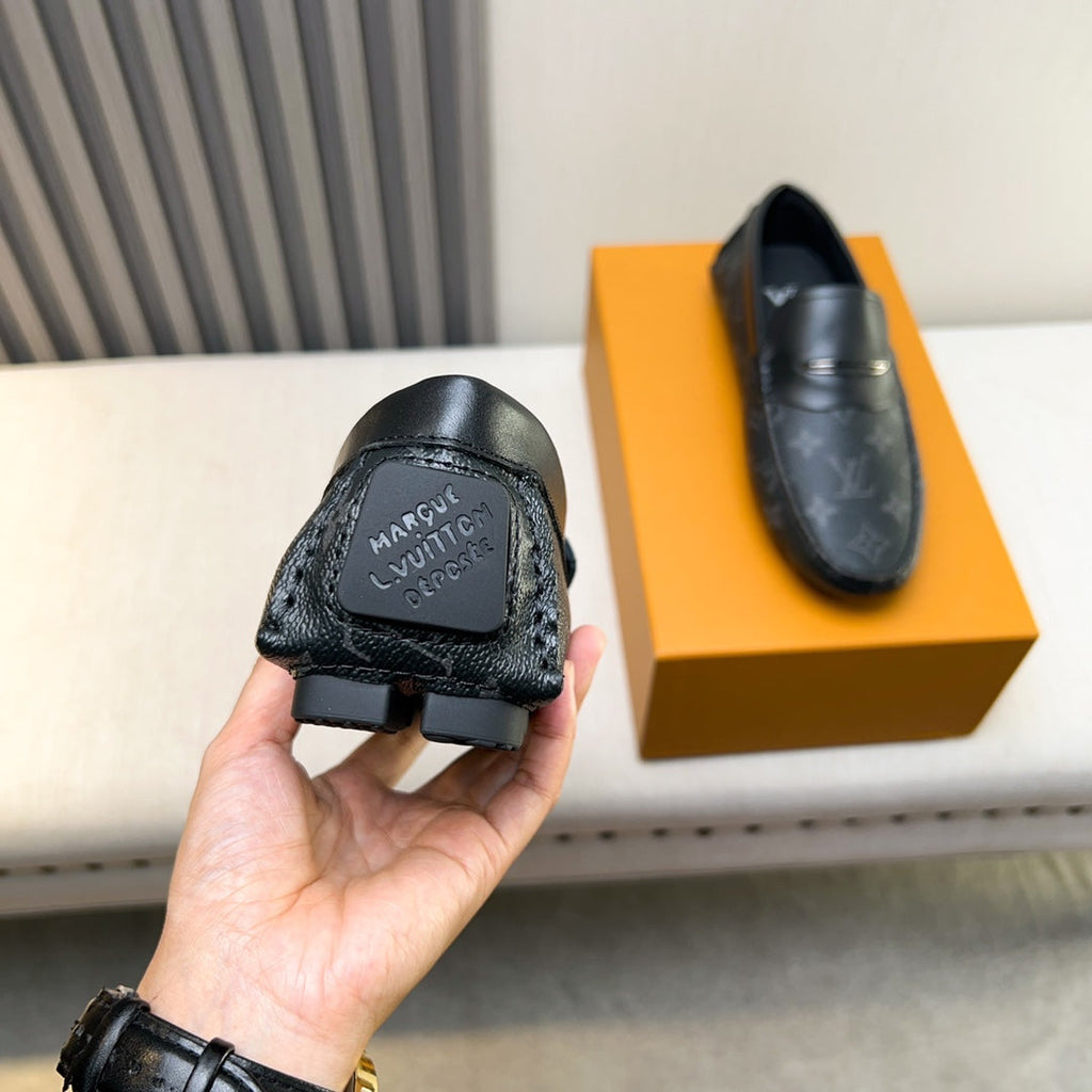 Louis Vuitton Pebbled Leather Driving Shoes