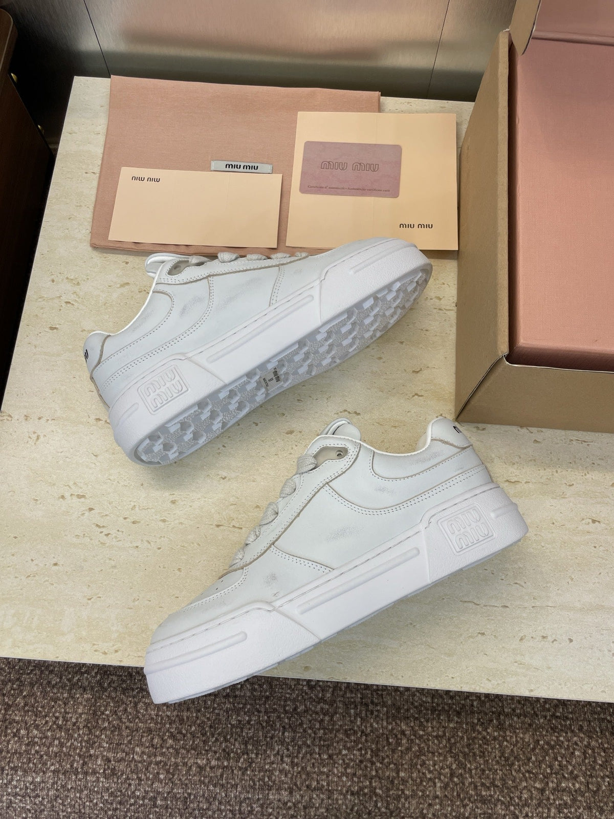 Miu Miu 2025FW Runway Lace-Up Casual Sneakers – 2025FW