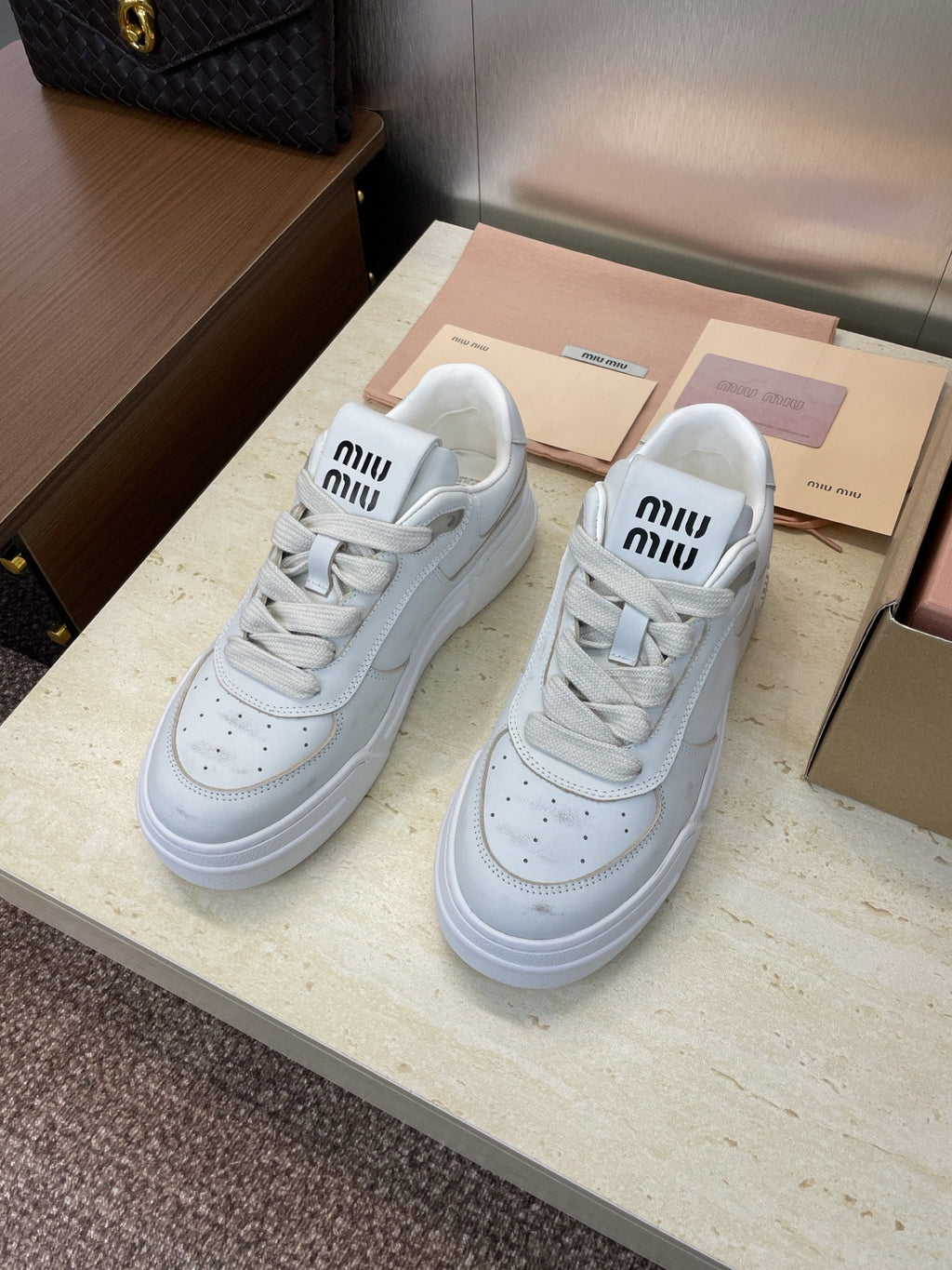 Miu Miu 2025FW Runway Lace-Up Casual Sneakers – 2025FW