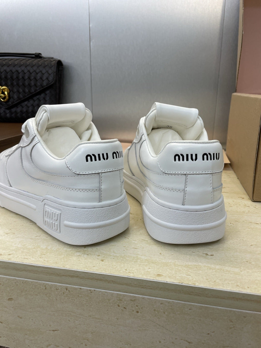 Miu Miu 2025FW Runway Lace-Up Casual Sneakers – 2025FW