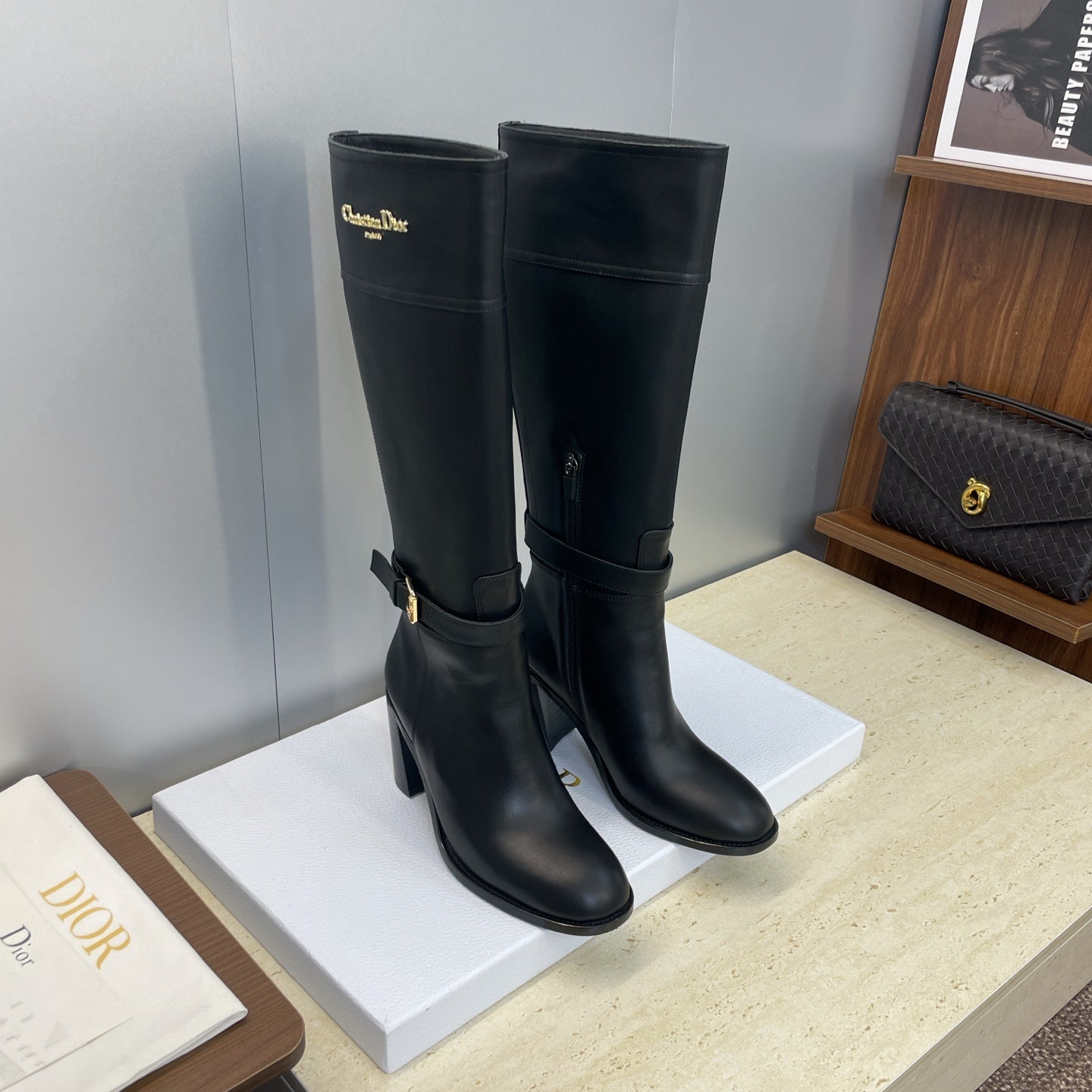 Dior D-Town Punk Chunky Heel Knight Boots – 2025FW