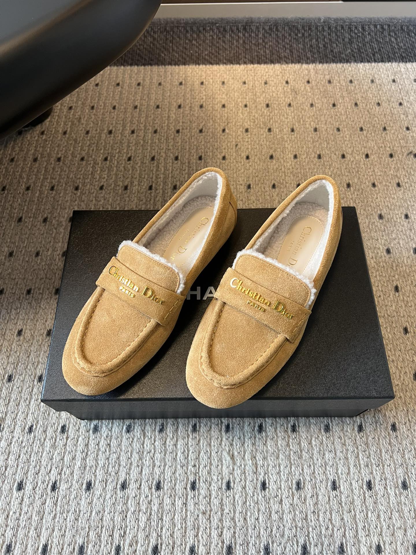 Dior Suede Fur-Lined Loafers – 25SS/FW