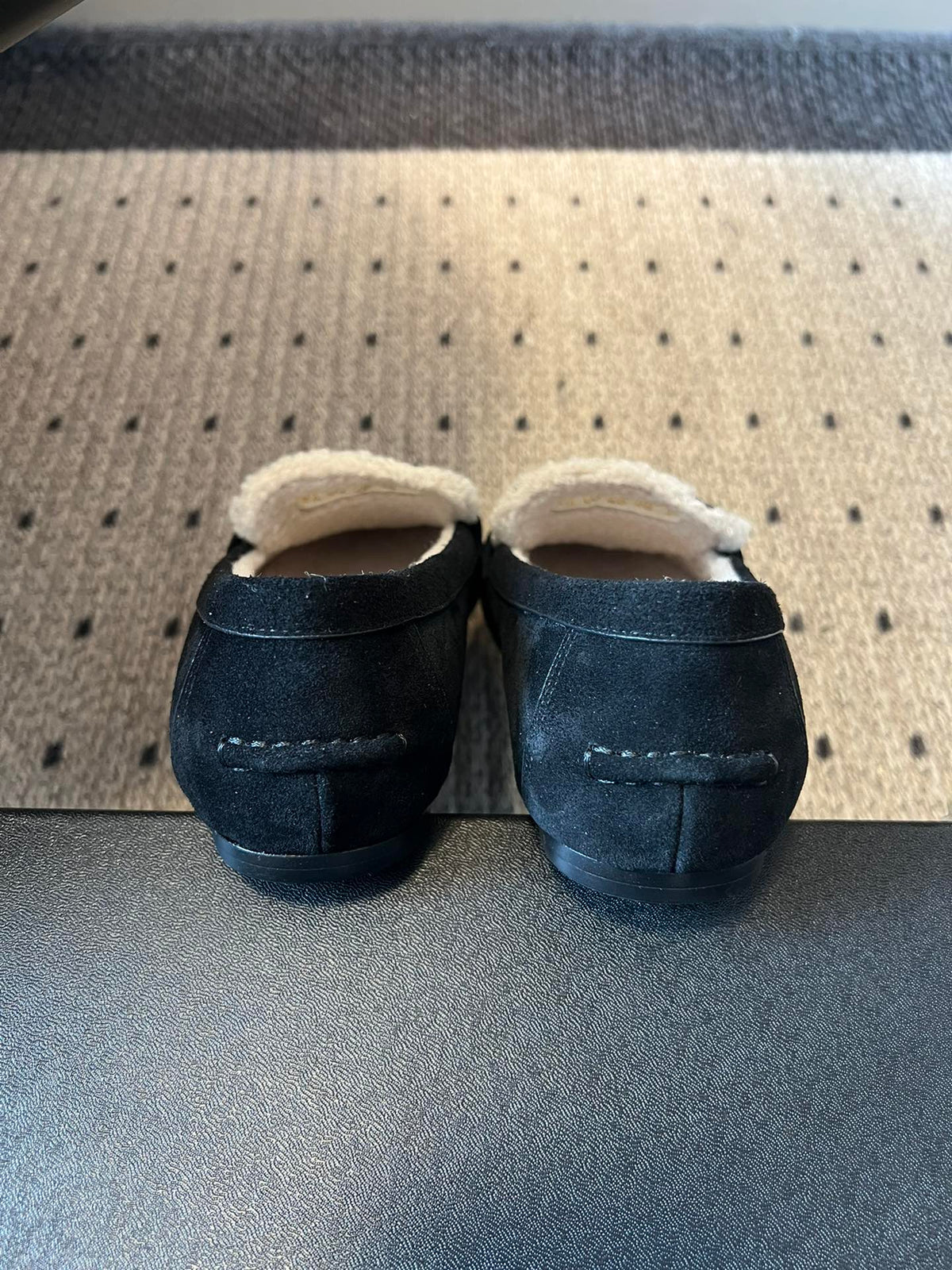 Dior Suede Fur-Lined Loafers – 25SS/FW